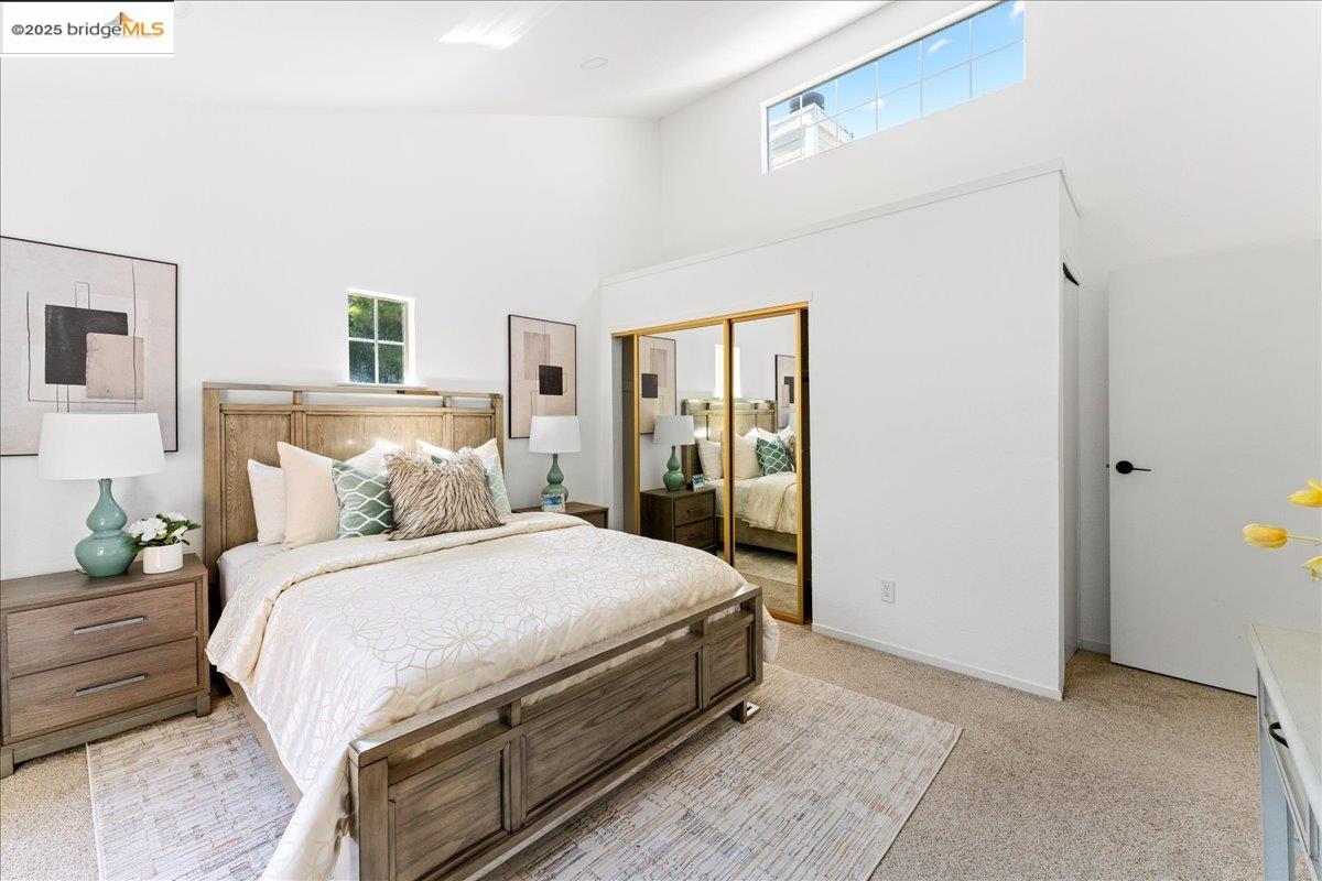 Detail Gallery Image 12 of 19 For 7568 Mountain Blvd #12,  Oakland,  CA 94605 - 2 Beds | 1/1 Baths