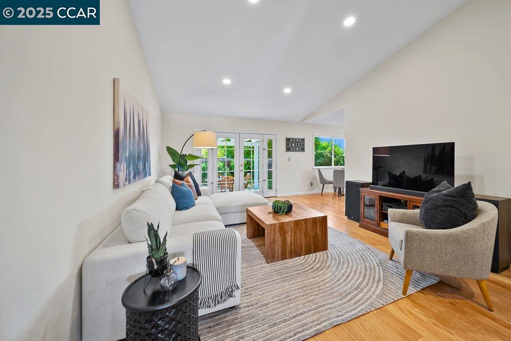 Detail Gallery Image 18 of 45 For 224 Mountaire Pkwy, Clayton,  CA 94517 - 4 Beds | 2 Baths