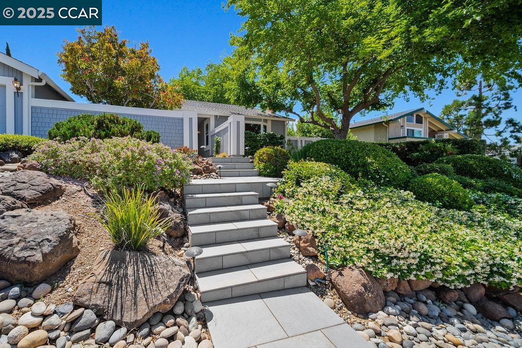 Detail Gallery Image 35 of 45 For 224 Mountaire Pkwy, Clayton,  CA 94517 - 4 Beds | 2 Baths