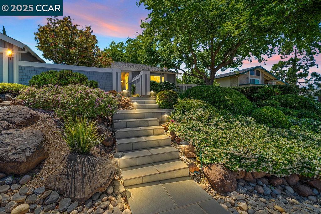 Detail Gallery Image 36 of 45 For 224 Mountaire Pkwy, Clayton,  CA 94517 - 4 Beds | 2 Baths