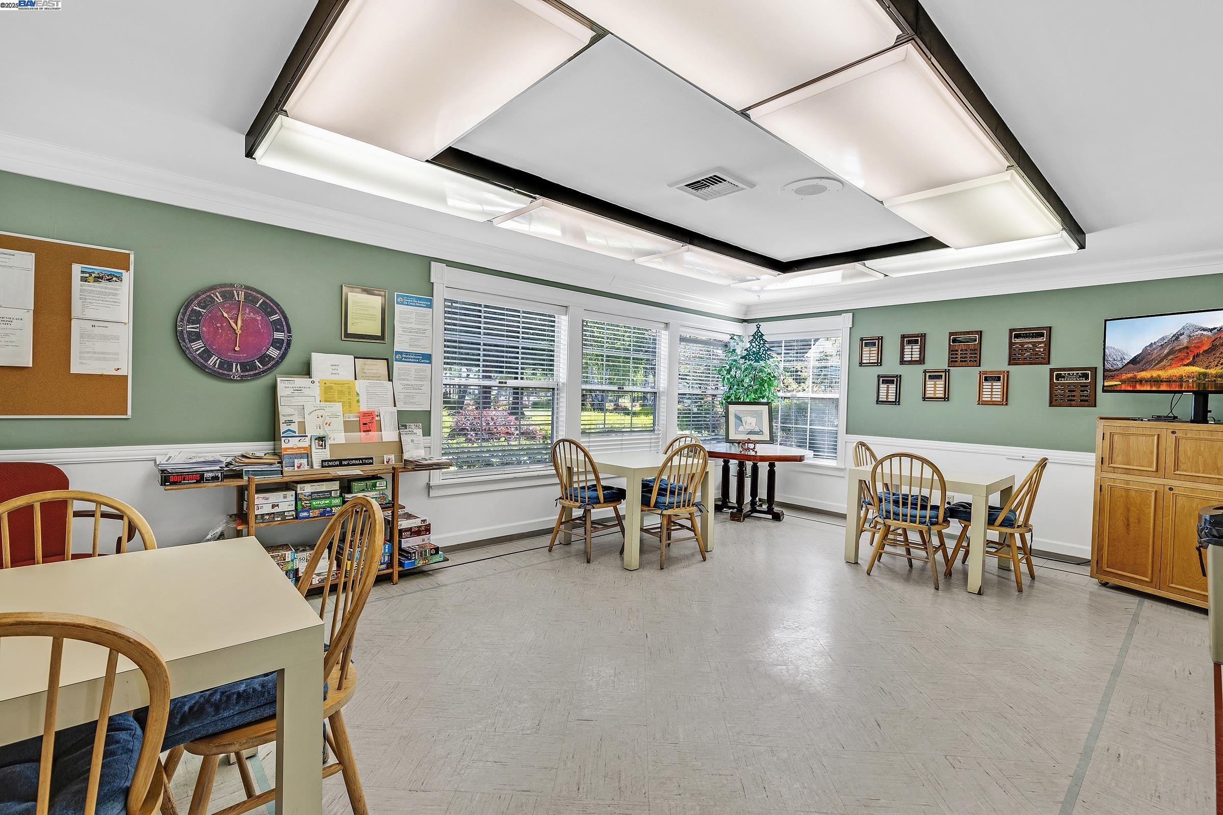 Detail Gallery Image 24 of 28 For 29360 Middleborough Way #159,  Hayward,  CA 94544 - 2 Beds | 2 Baths