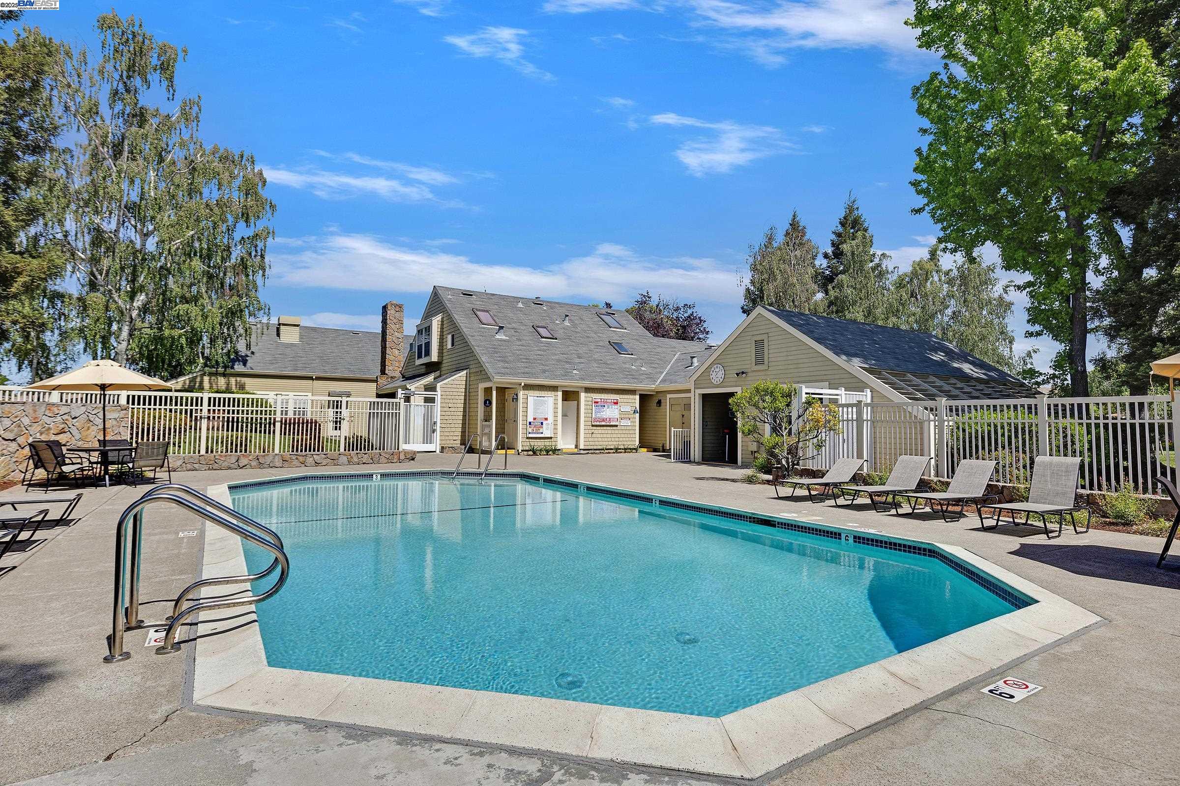 Detail Gallery Image 27 of 28 For 29360 Middleborough Way #159,  Hayward,  CA 94544 - 2 Beds | 2 Baths