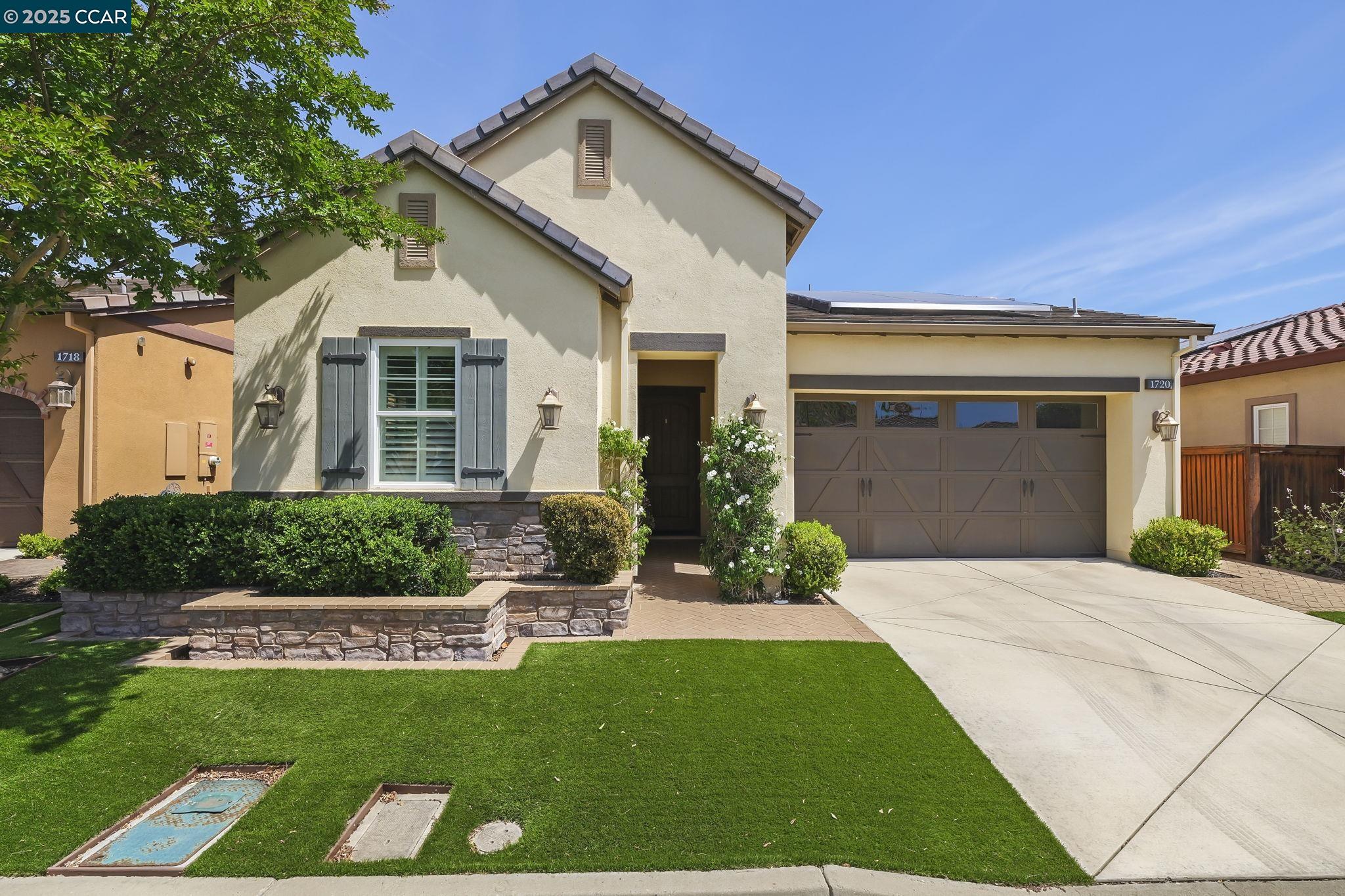 Detail Gallery Image 1 of 55 For 1720 Chardonnay Ln, Brentwood,  CA 94513-4255 - 2 Beds | 2 Baths