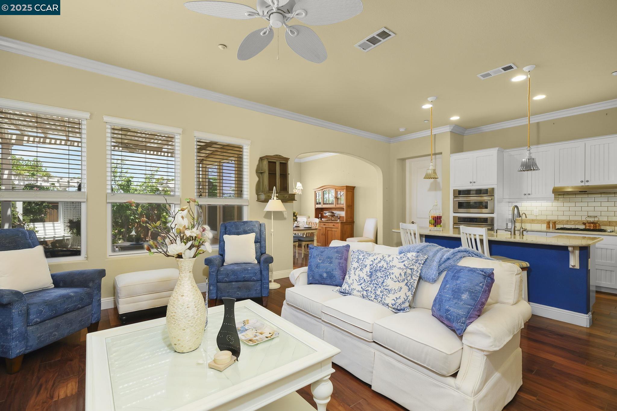Detail Gallery Image 8 of 55 For 1720 Chardonnay Ln, Brentwood,  CA 94513-4255 - 2 Beds | 2 Baths