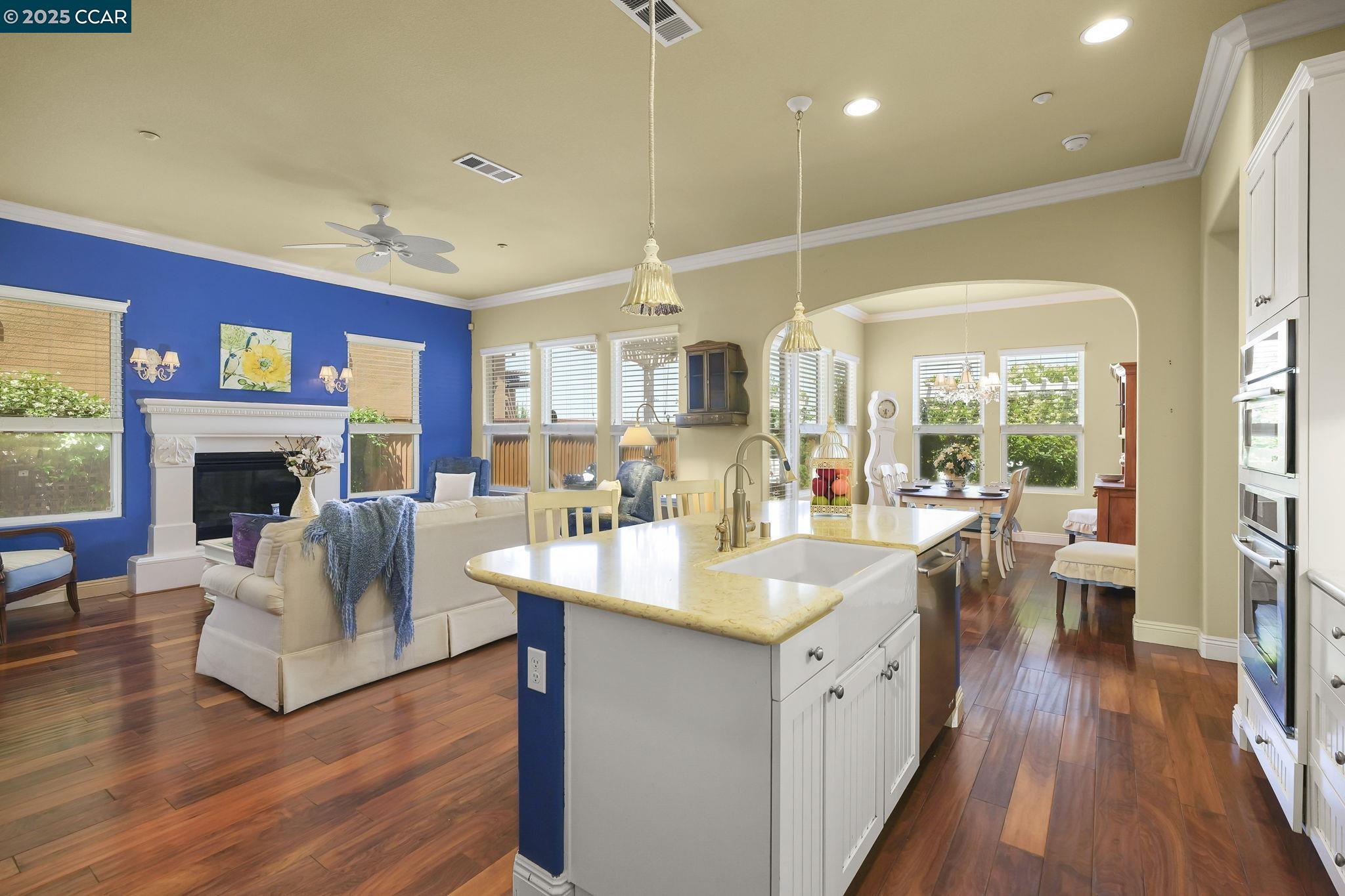 Detail Gallery Image 9 of 55 For 1720 Chardonnay Ln, Brentwood,  CA 94513-4255 - 2 Beds | 2 Baths