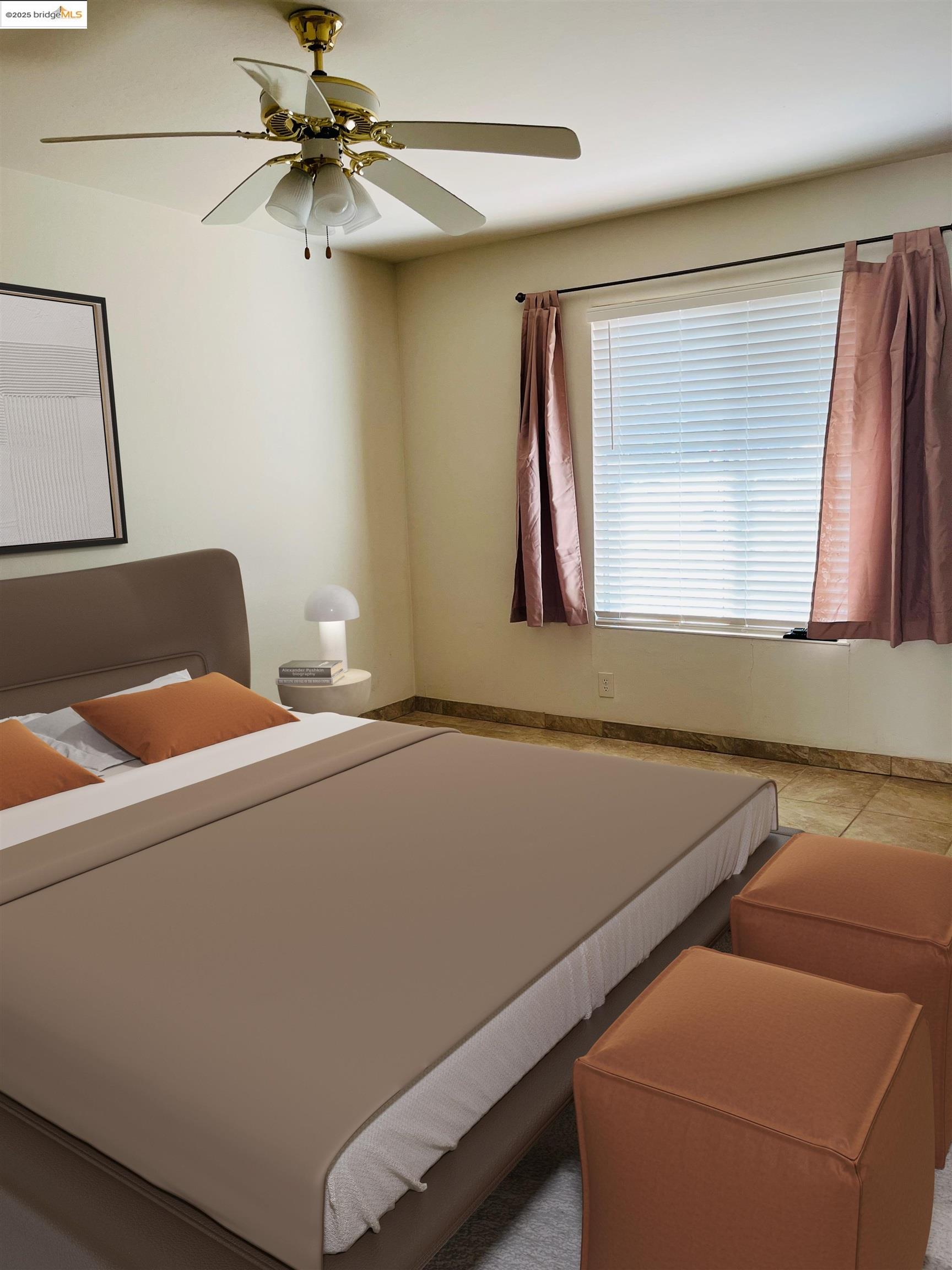 Detail Gallery Image 2 of 10 For 1898 Cannon Dr, Walnut Creek,  CA 94597 - 2 Beds | 1/1 Baths