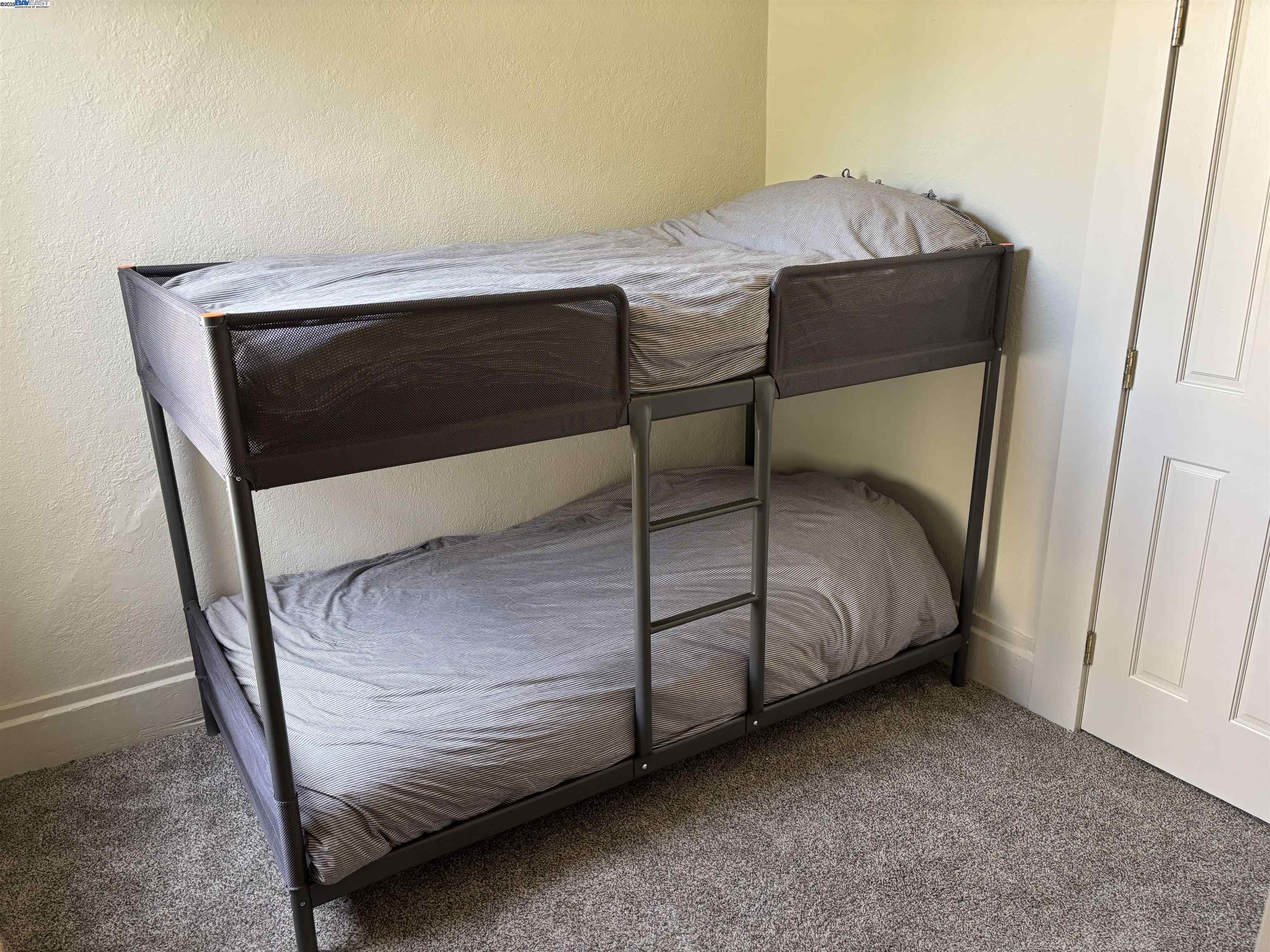 Detail Gallery Image 3 of 47 For 1221 Campbell, Oakland,  CA 94607 - – Beds | – Baths