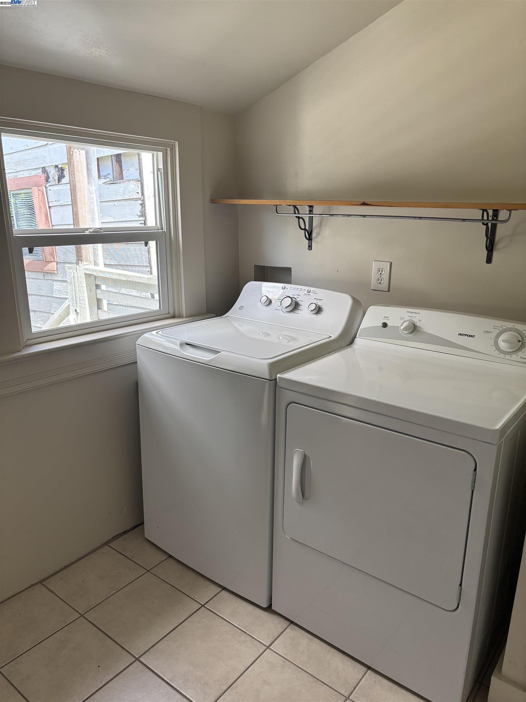 Detail Gallery Image 26 of 47 For 1221 Campbell, Oakland,  CA 94607 - – Beds | – Baths