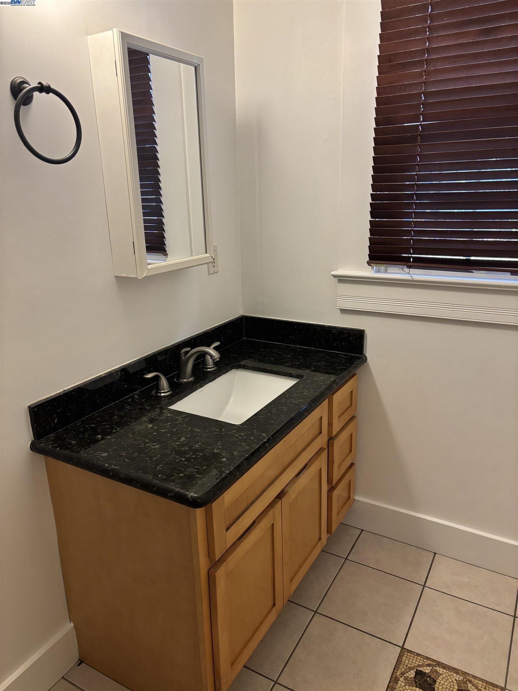 Detail Gallery Image 30 of 47 For 1221 Campbell, Oakland,  CA 94607 - – Beds | – Baths