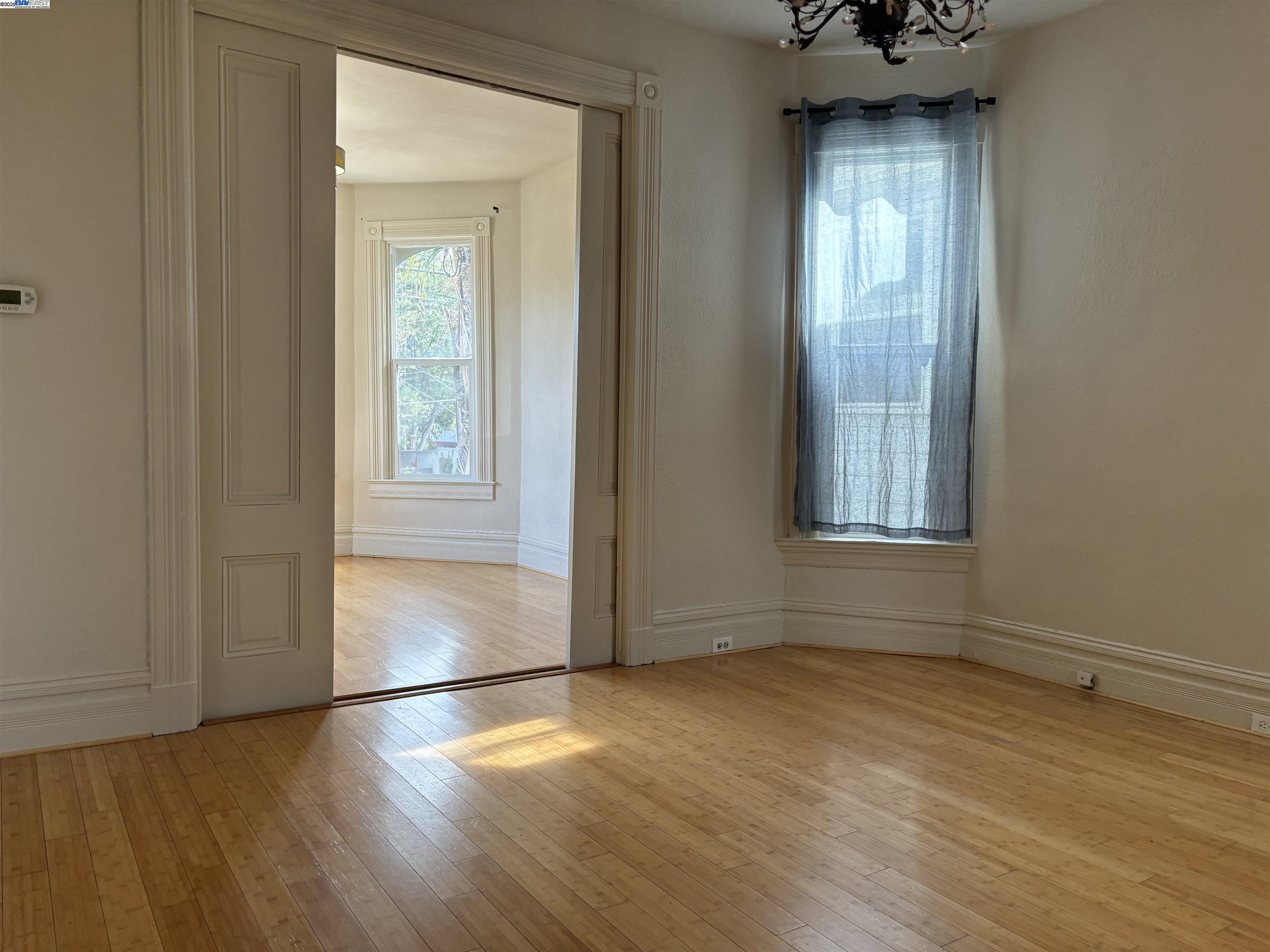 Detail Gallery Image 10 of 47 For 1221 Campbell, Oakland,  CA 94607 - – Beds | – Baths