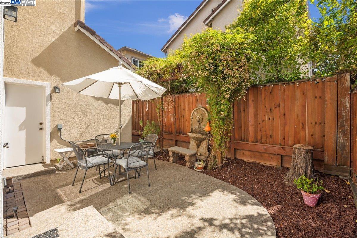 Detail Gallery Image 24 of 27 For 2765 Lotus St, Pleasanton,  CA 94588 - 3 Beds | 2/1 Baths