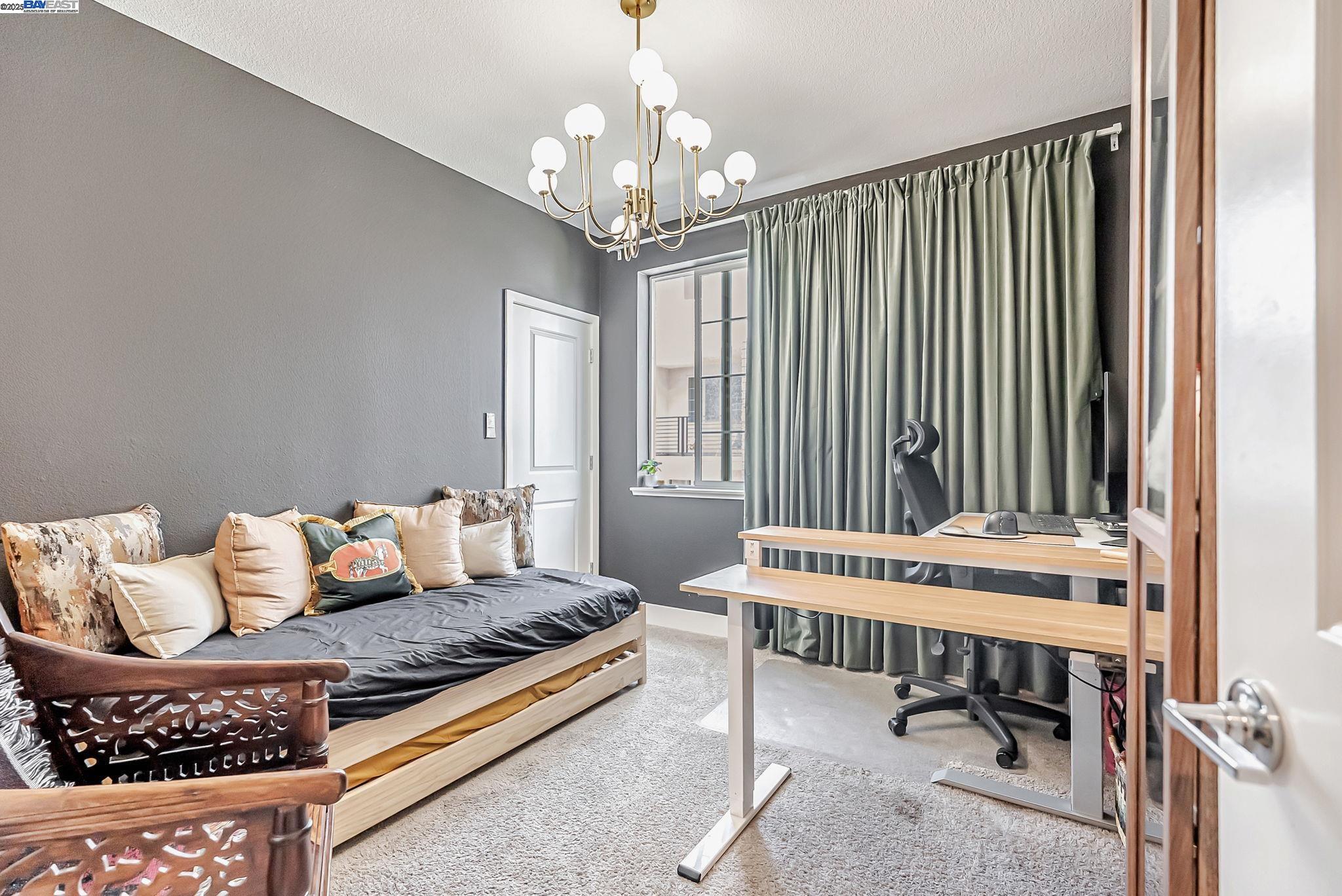 Detail Gallery Image 12 of 46 For 625 Delve Ct, Hayward,  CA 94544 - 2 Beds | 2 Baths