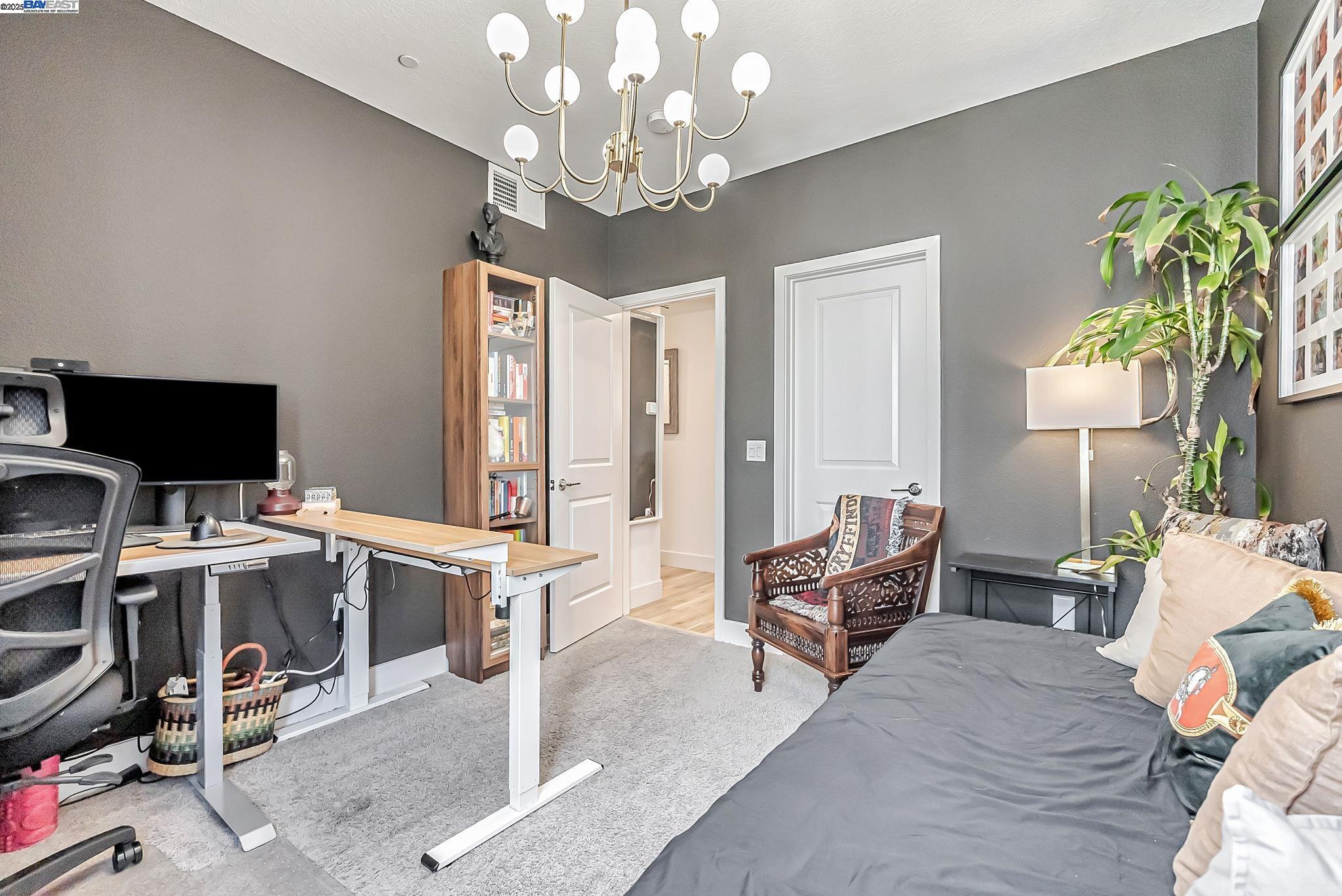 Detail Gallery Image 13 of 46 For 625 Delve Ct, Hayward,  CA 94544 - 2 Beds | 2 Baths
