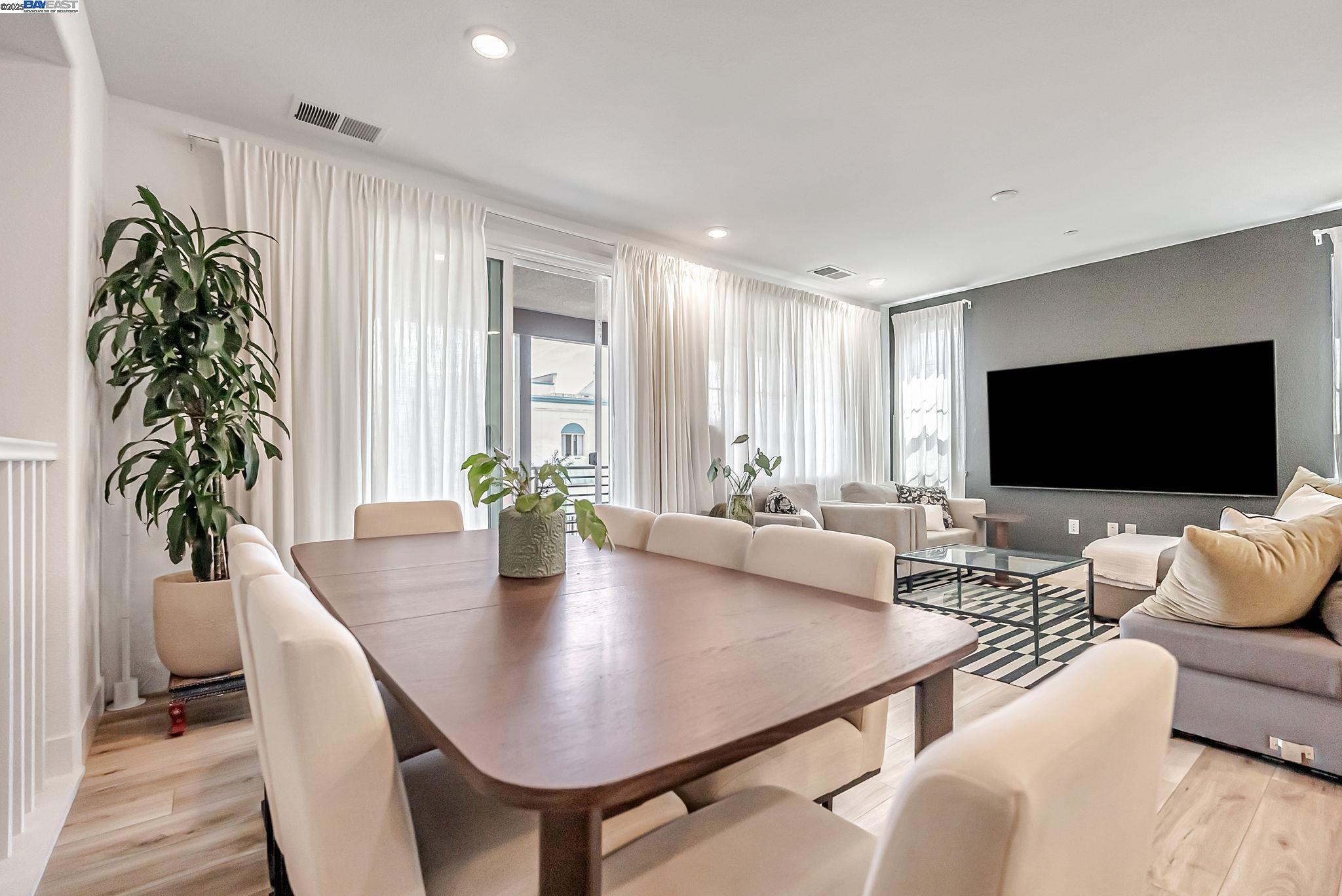 Detail Gallery Image 21 of 46 For 625 Delve Ct, Hayward,  CA 94544 - 2 Beds | 2 Baths