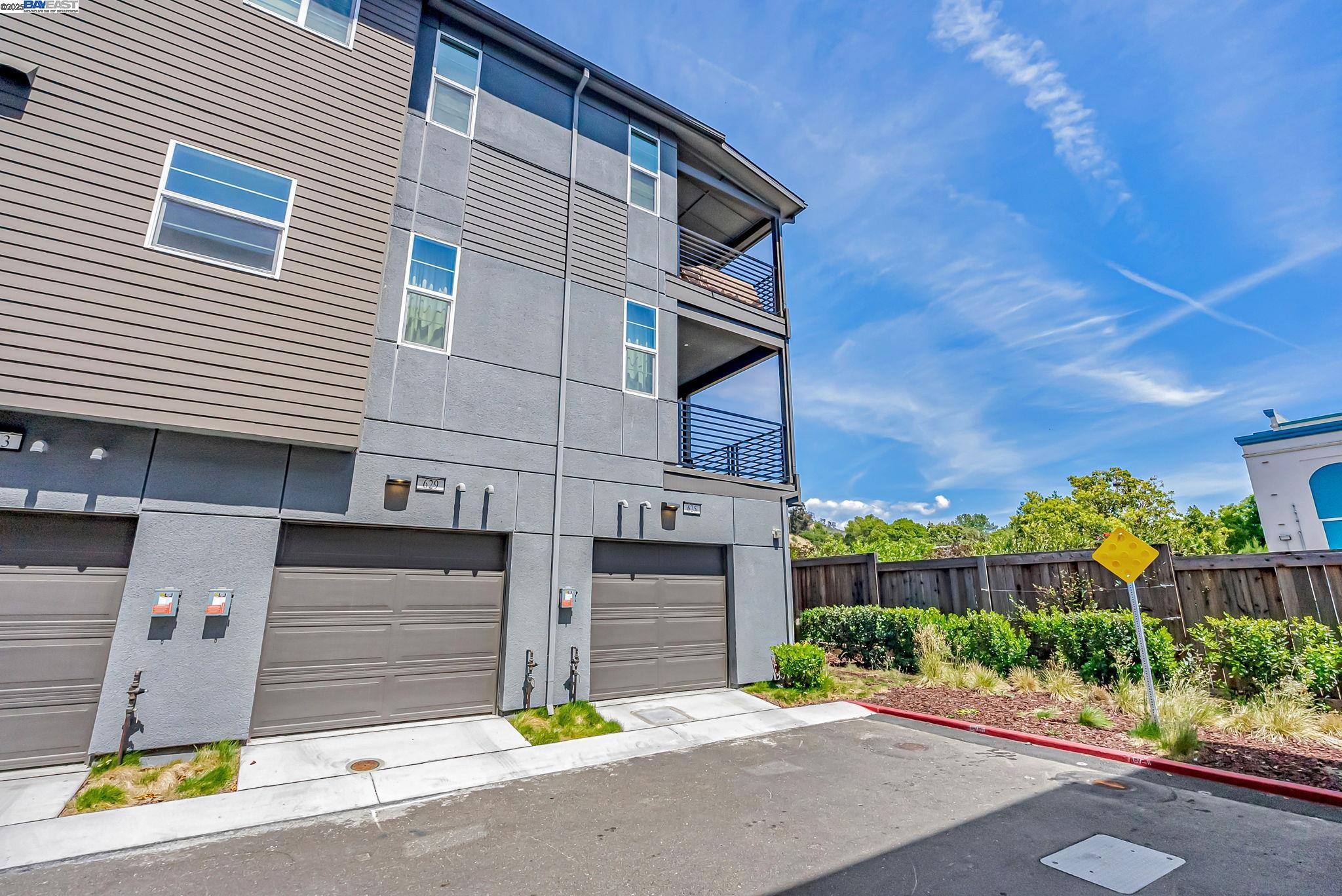 Detail Gallery Image 43 of 46 For 625 Delve Ct, Hayward,  CA 94544 - 2 Beds | 2 Baths