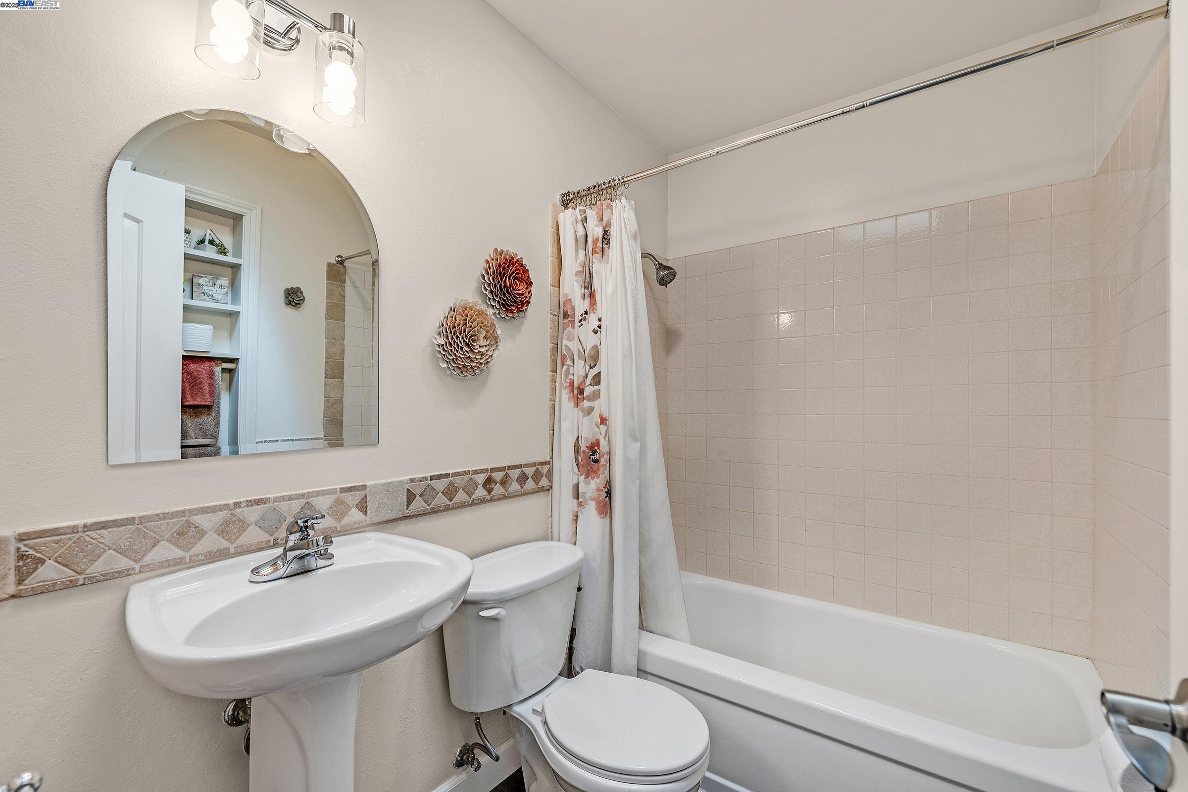 Detail Gallery Image 23 of 48 For 2265 Shire Ct, Livermore,  CA 94551 - 4 Beds | 2 Baths