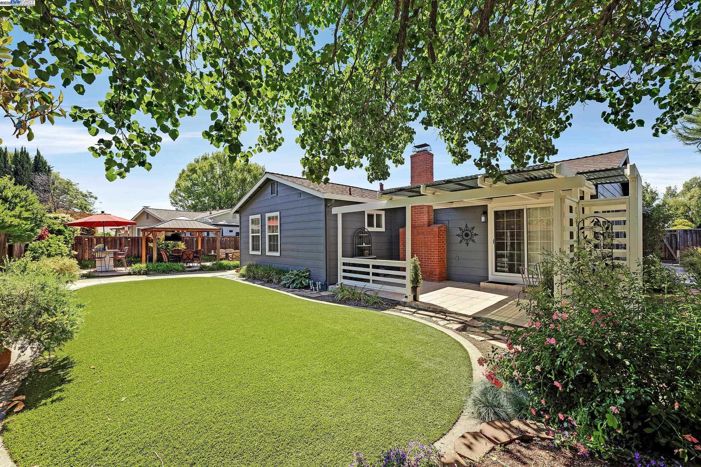 Detail Gallery Image 31 of 48 For 2265 Shire Ct, Livermore,  CA 94551 - 4 Beds | 2 Baths
