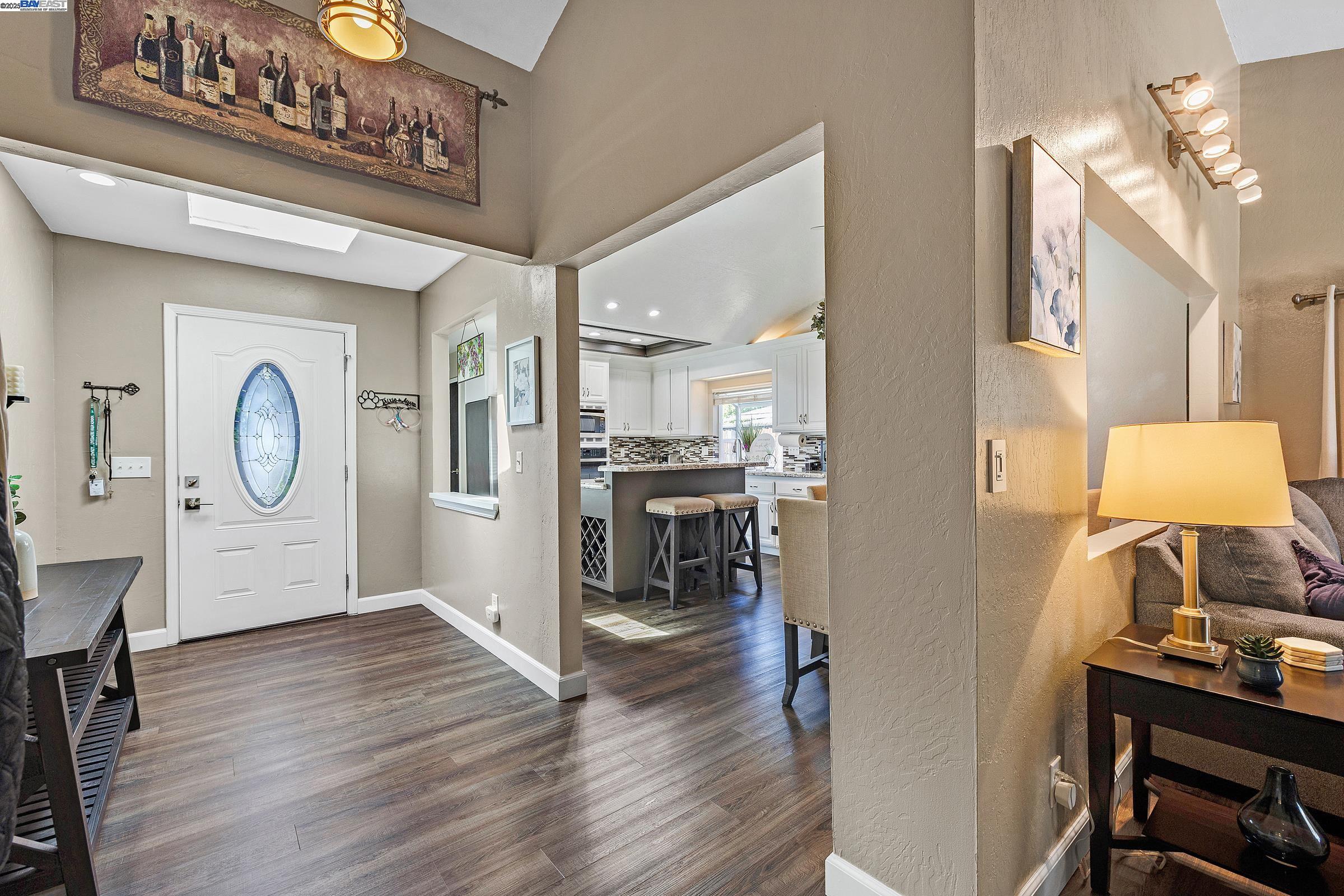 Detail Gallery Image 7 of 48 For 2265 Shire Ct, Livermore,  CA 94551 - 4 Beds | 2 Baths