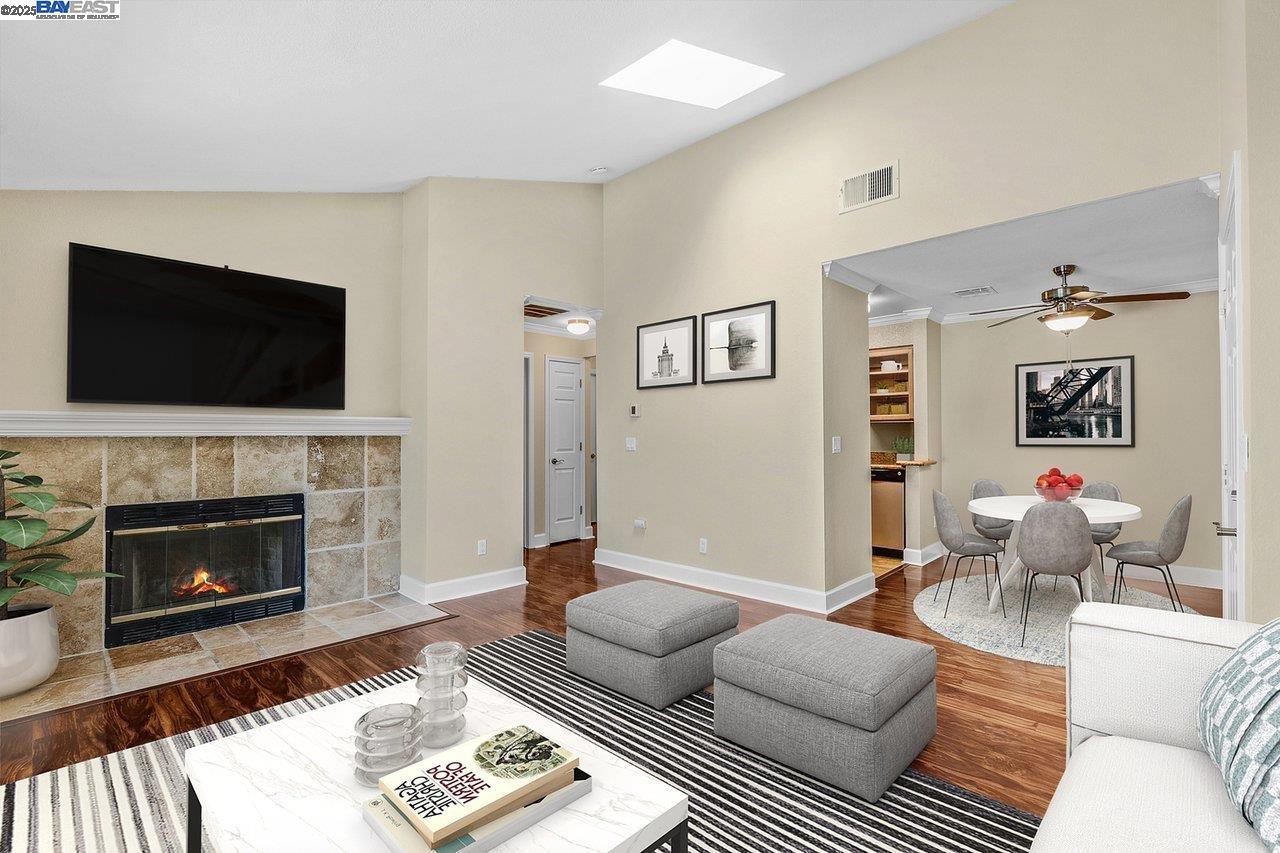 Photo #1: 41097964 Listing: Photo #1
