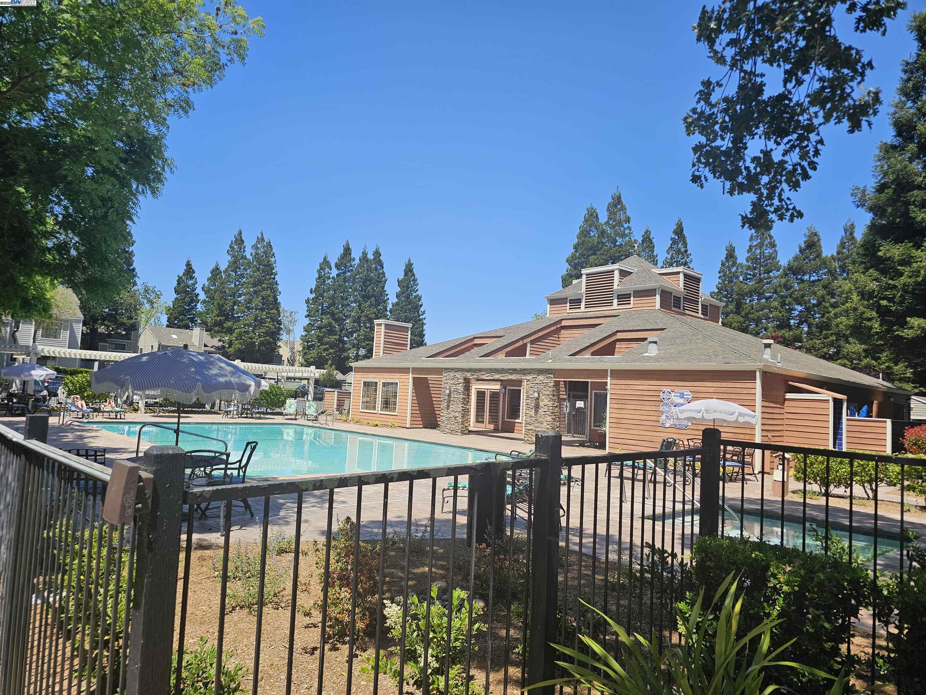 Photo #33: 41097964 Listing: Photo #33