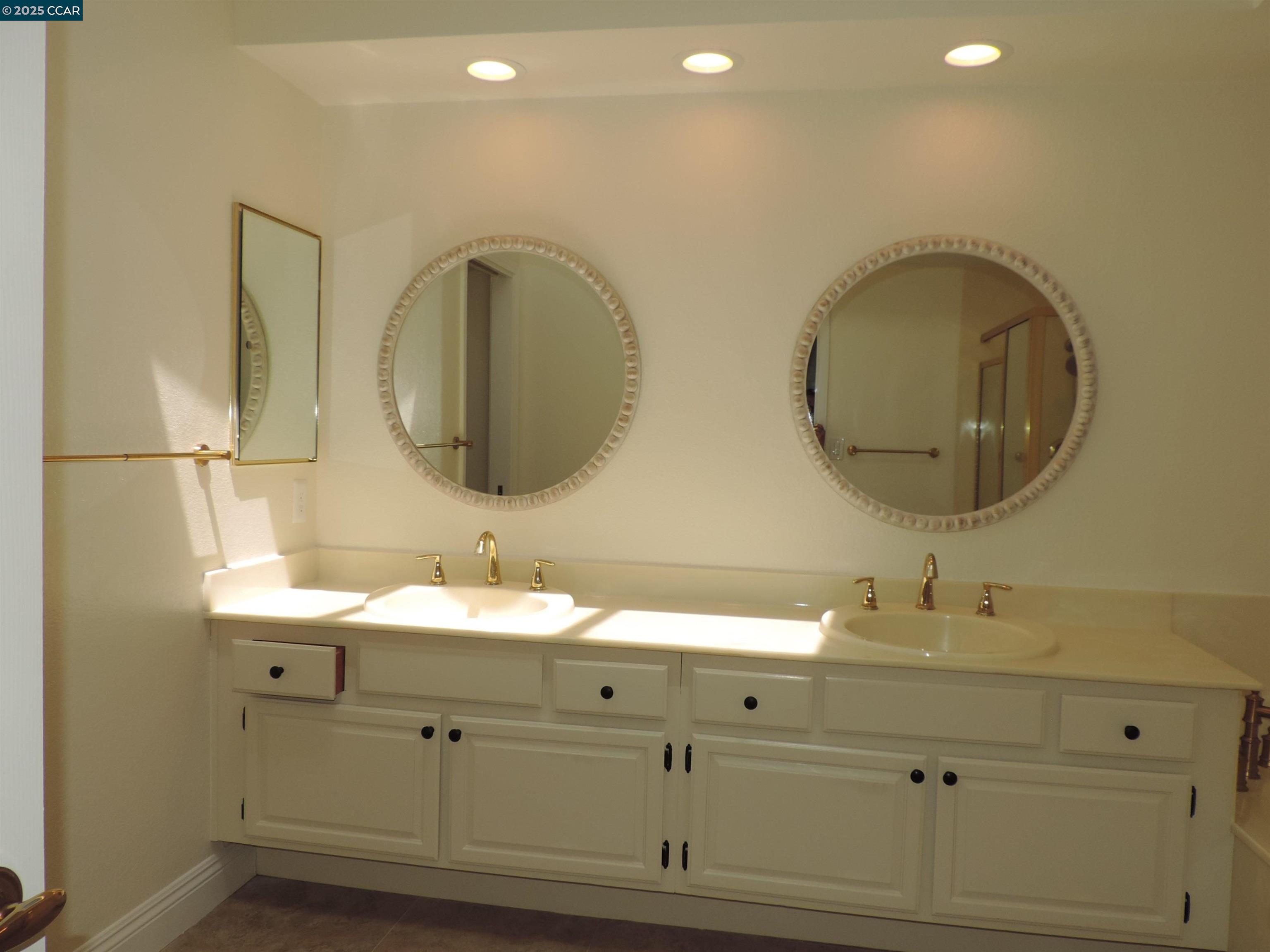 Detail Gallery Image 28 of 44 For 2190 Canyon Crest Ave, San Ramon,  CA 94582 - 4 Beds | 3 Baths