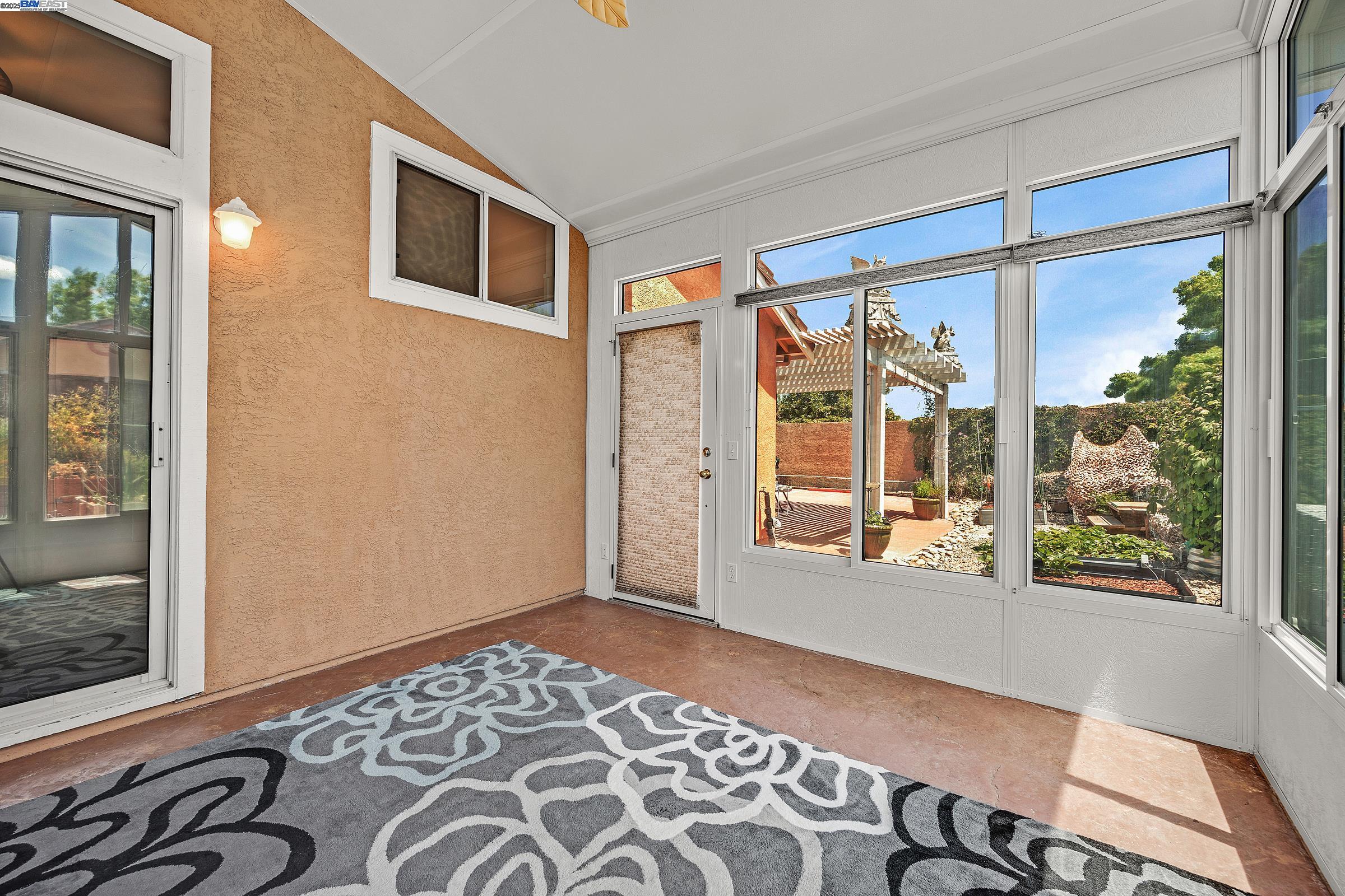 Detail Gallery Image 19 of 33 For 6997 Foxtail Dr, Livermore,  CA 94551 - 3 Beds | 2 Baths