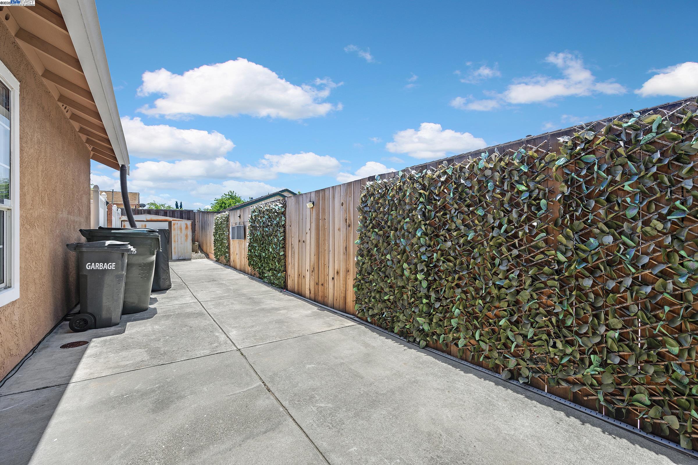 Detail Gallery Image 32 of 33 For 6997 Foxtail Dr, Livermore,  CA 94551 - 3 Beds | 2 Baths