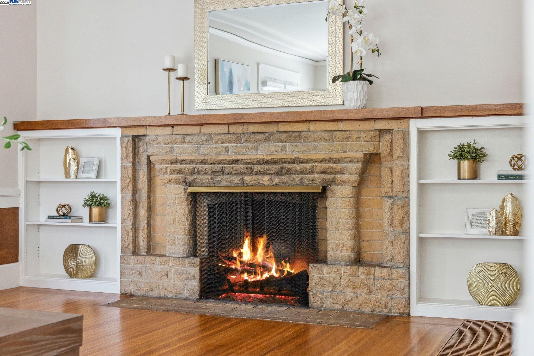 Detail Gallery Image 30 of 31 For 4300 Everett Ave, Oakland,  CA 94602 - 4 Beds | 1/2 Baths