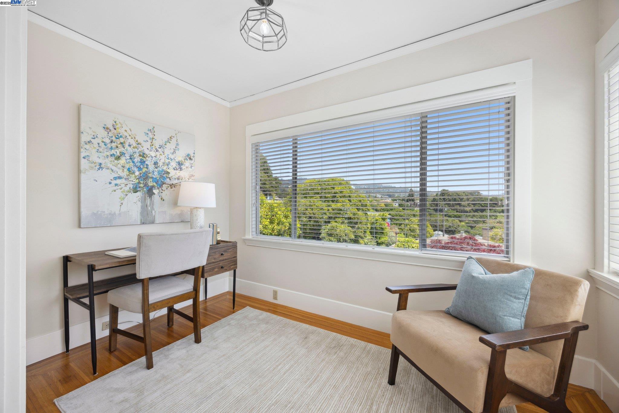 Detail Gallery Image 10 of 31 For 4300 Everett Ave, Oakland,  CA 94602 - 4 Beds | 1/2 Baths