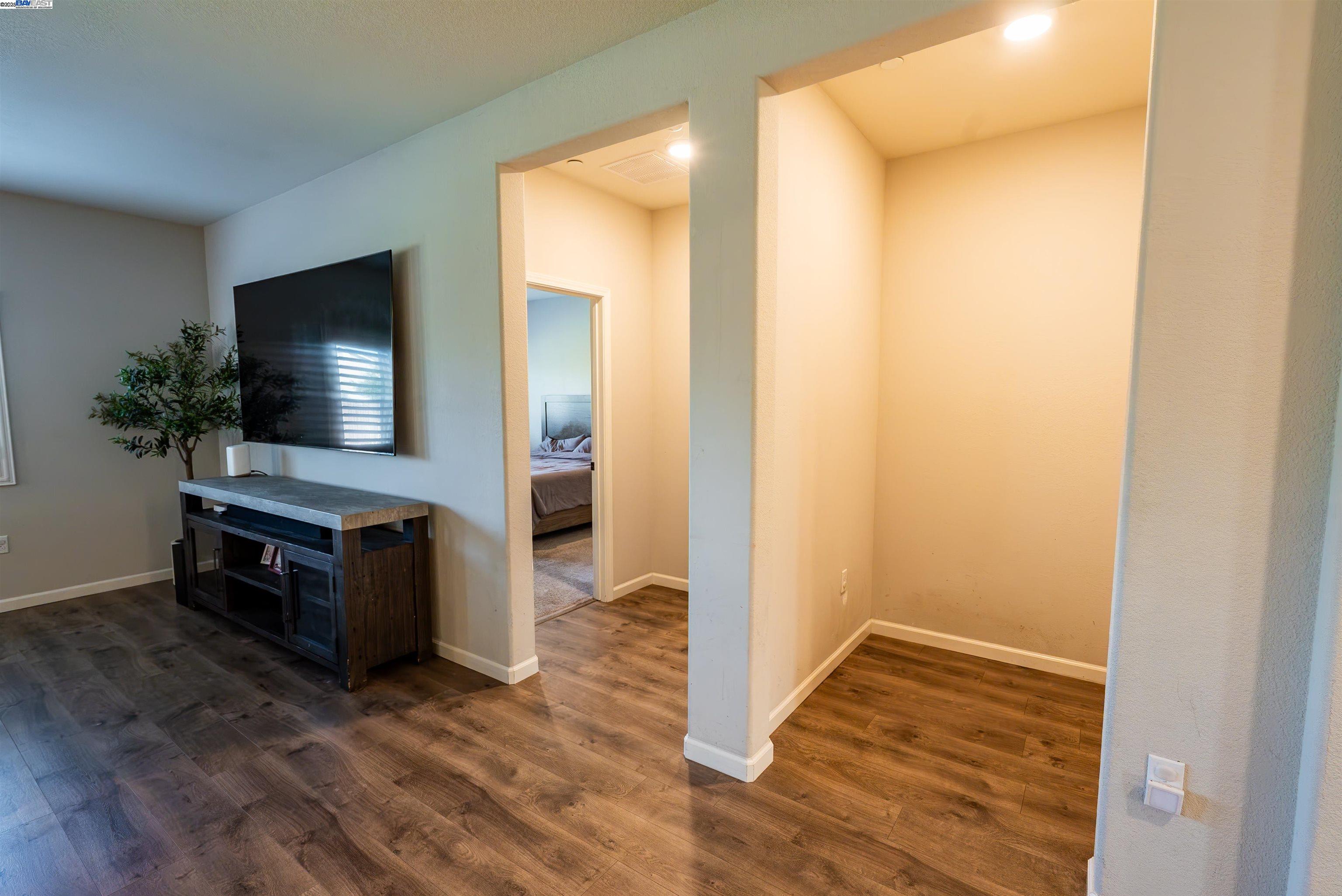 2650 Adams Lane, Manteca, California 95337, 3 Bedrooms Bedrooms, 6 Rooms Rooms,2 BathroomsBathrooms,Residential,For Sale,2650 Adams Lane,41097970