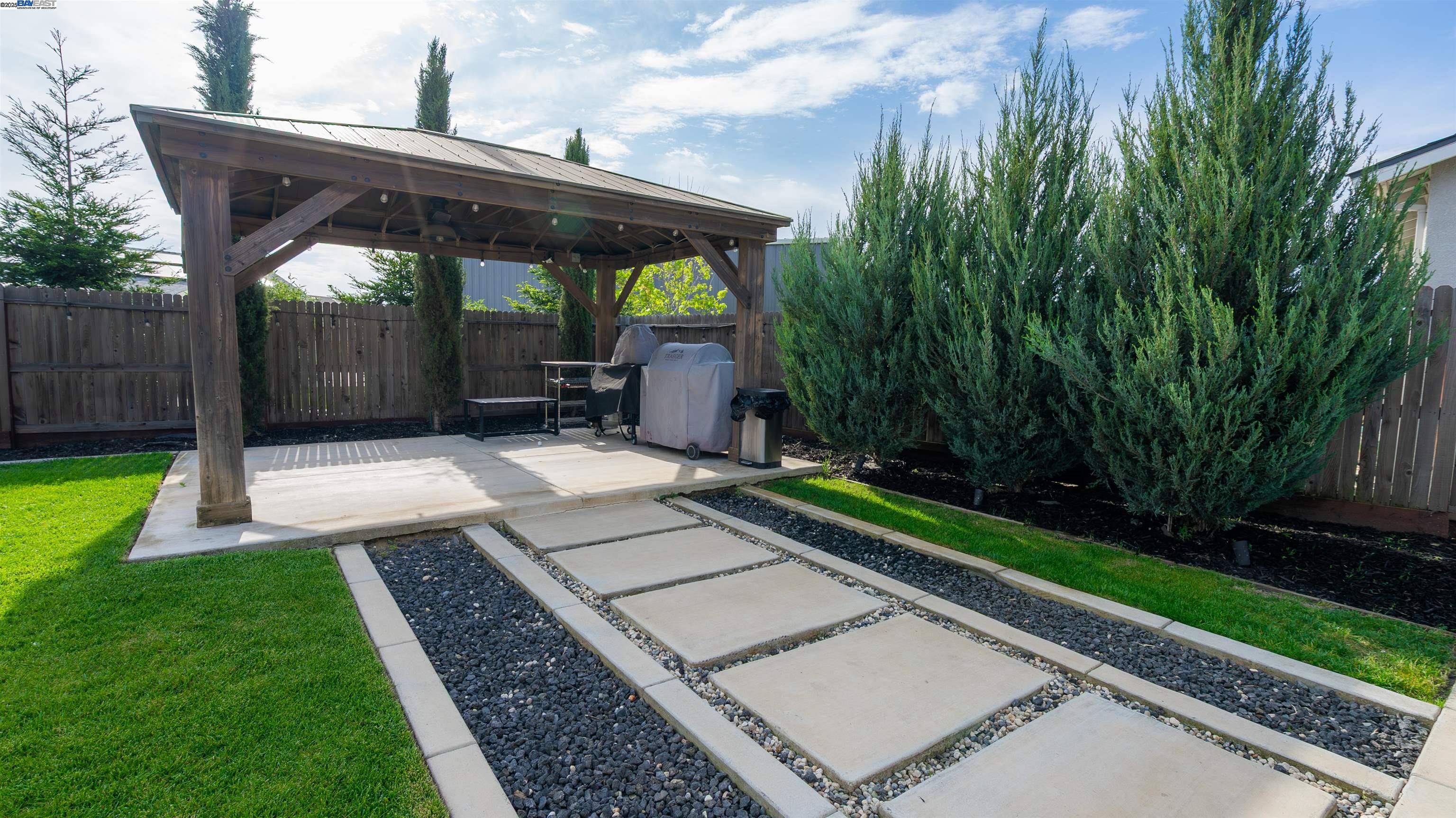 2650 Adams Lane, Manteca, California 95337, 3 Bedrooms Bedrooms, 6 Rooms Rooms,2 BathroomsBathrooms,Residential,For Sale,2650 Adams Lane,41097970