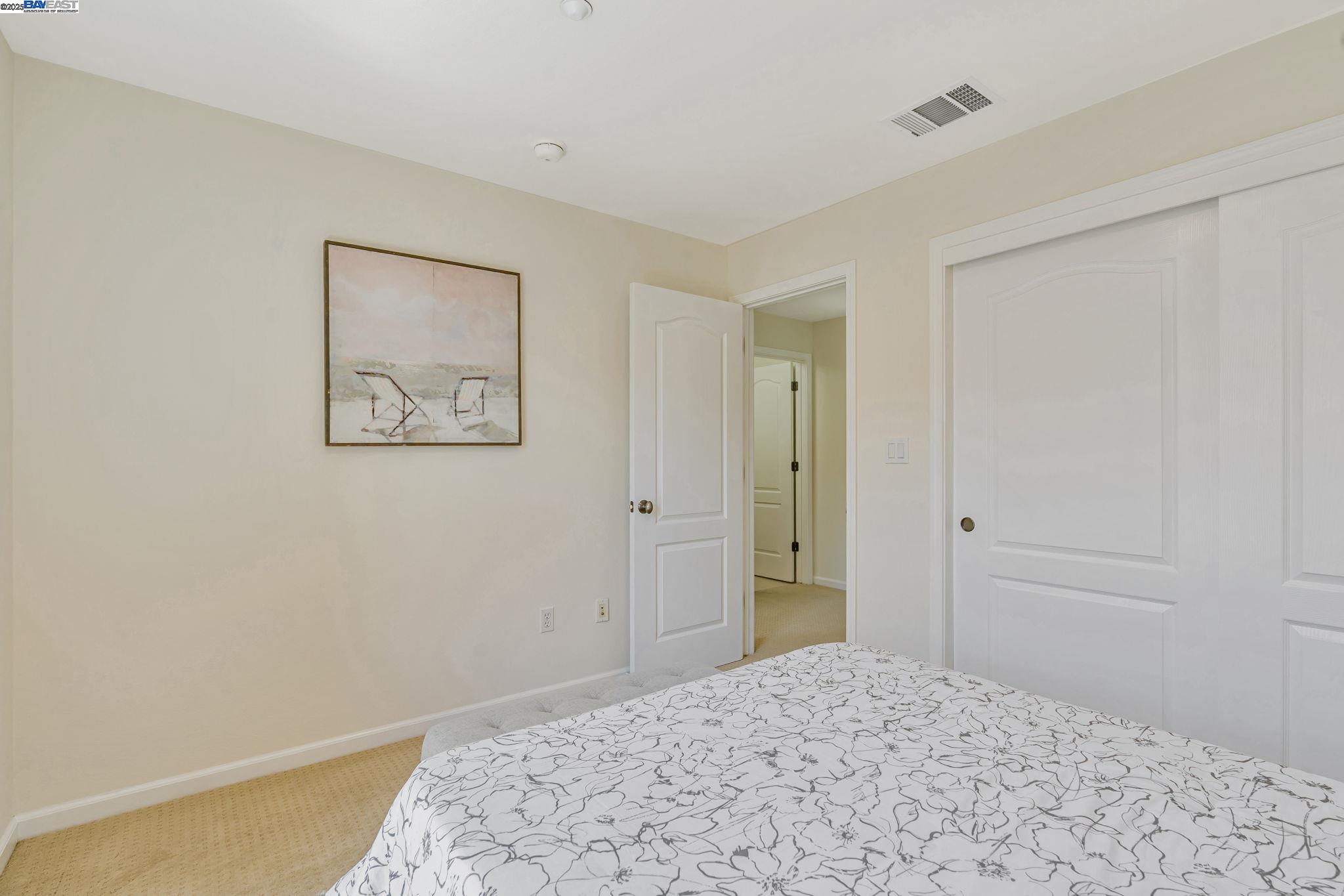 Photo #43: 41097971 Listing: Photo #43