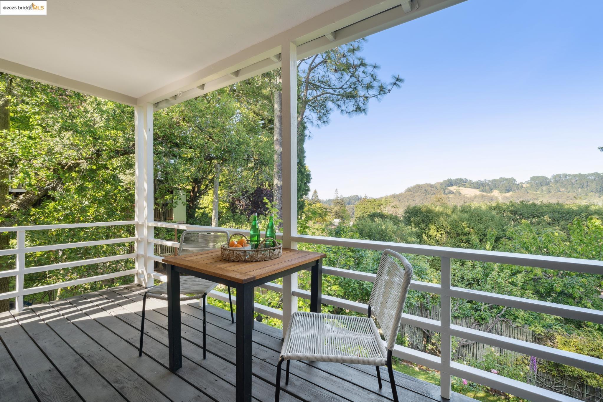 1025 Creston Rd, Berkeley, California 94708, 3 Bedrooms Bedrooms, 7 Rooms Rooms,2 BathroomsBathrooms,Residential,For Sale,1025 Creston Rd,41097973