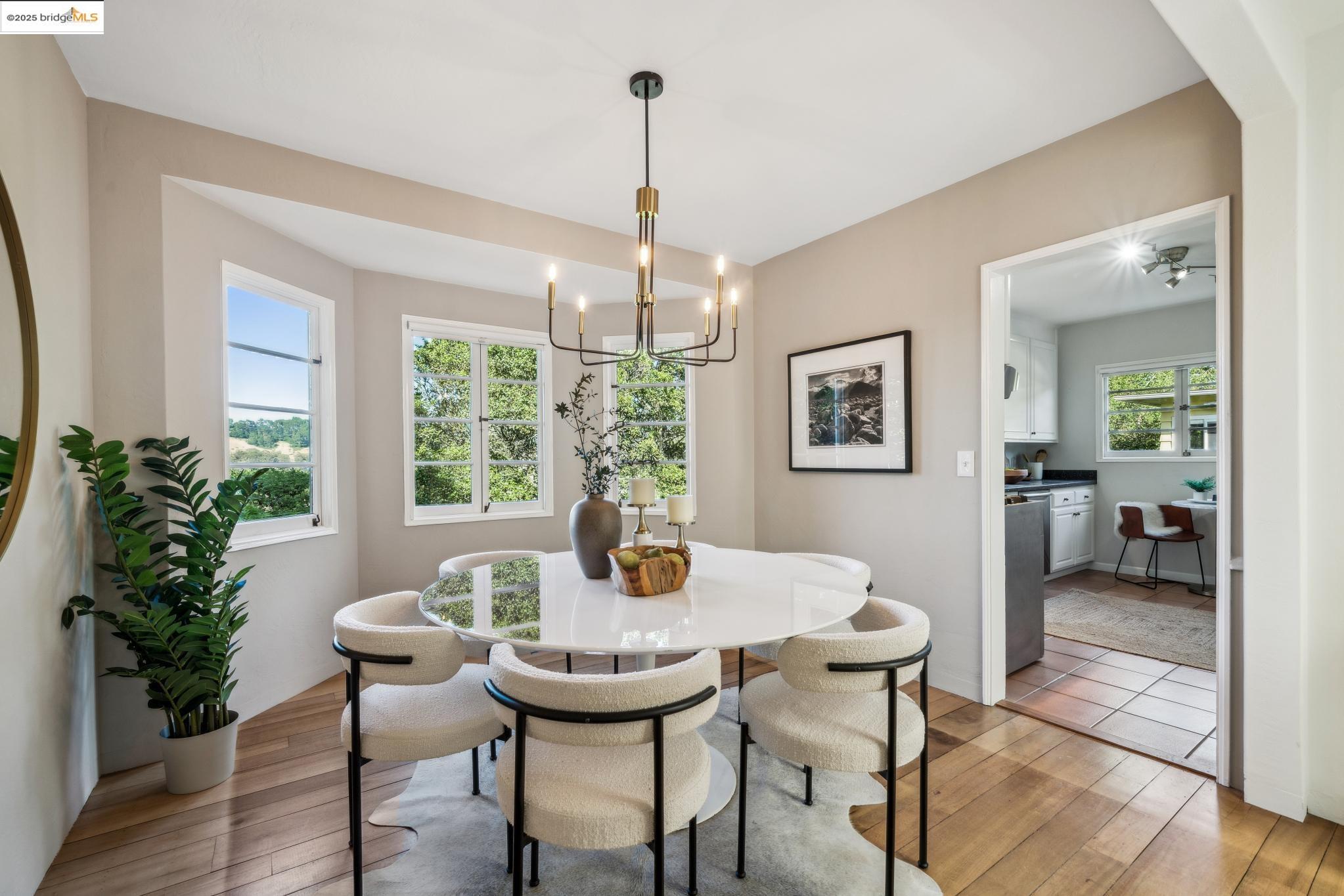 1025 Creston Rd, Berkeley, California 94708, 3 Bedrooms Bedrooms, 7 Rooms Rooms,2 BathroomsBathrooms,Residential,For Sale,1025 Creston Rd,41097973