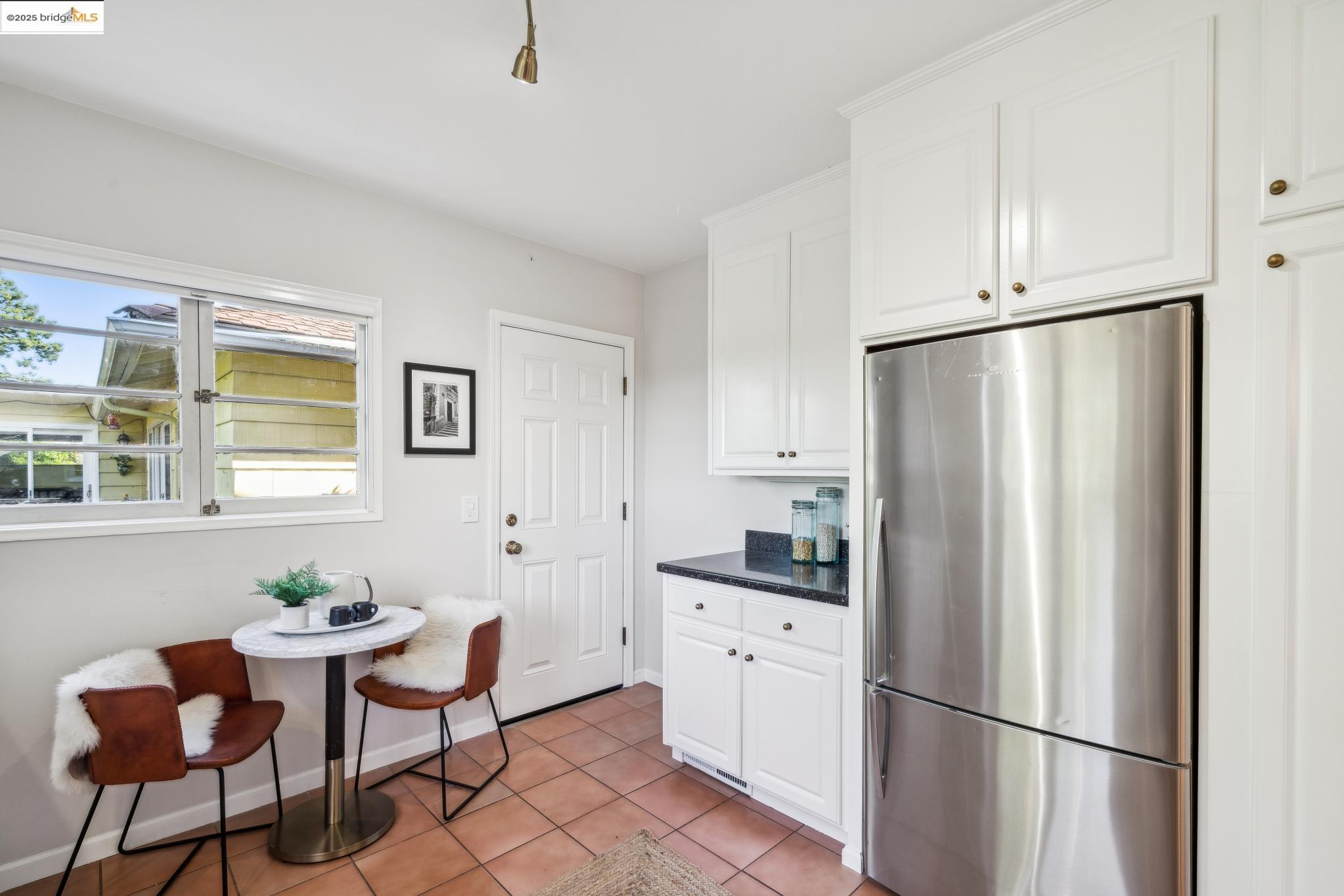 1025 Creston Rd, Berkeley, California 94708, 3 Bedrooms Bedrooms, 7 Rooms Rooms,2 BathroomsBathrooms,Residential,For Sale,1025 Creston Rd,41097973