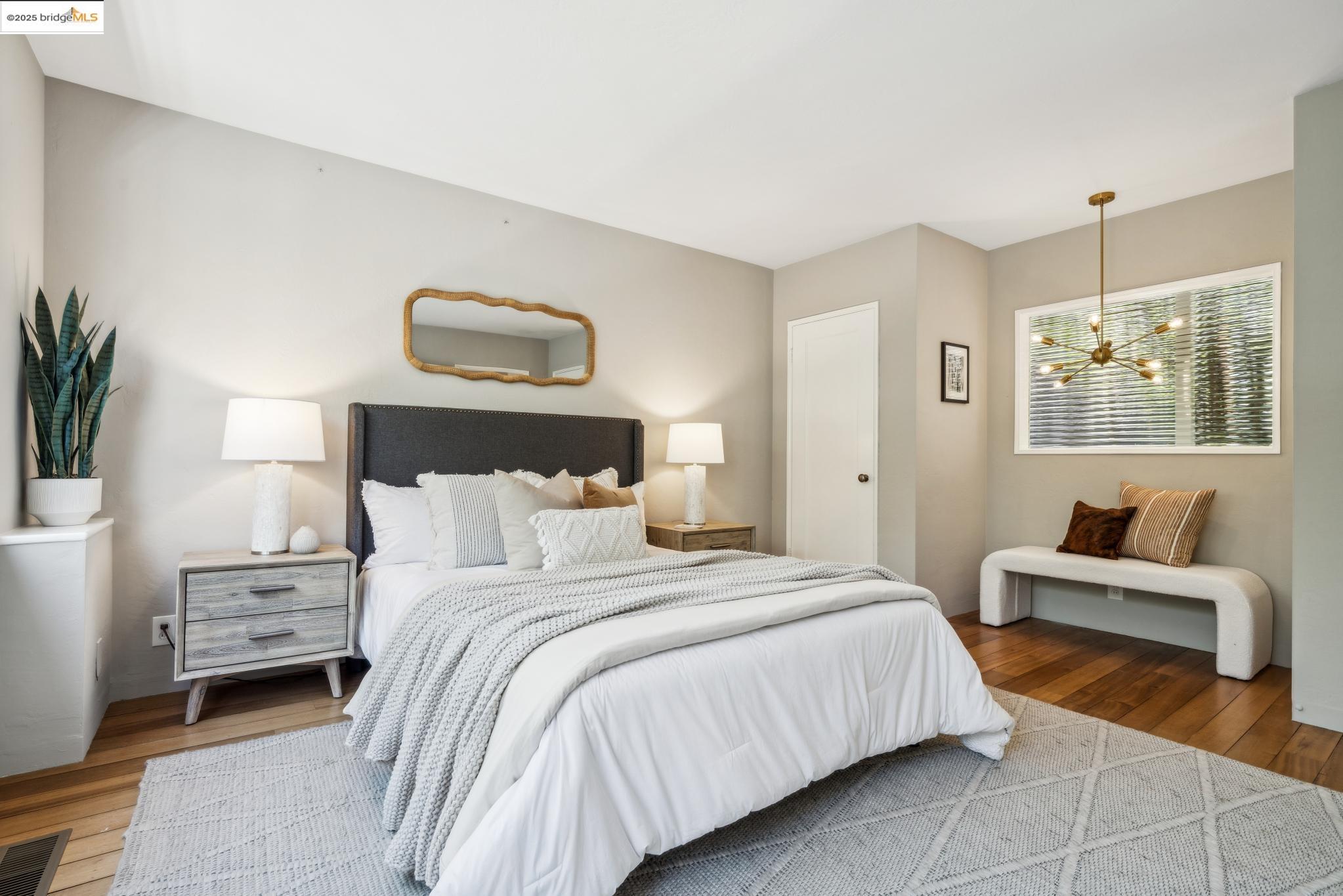 1025 Creston Rd, Berkeley, California 94708, 3 Bedrooms Bedrooms, 7 Rooms Rooms,2 BathroomsBathrooms,Residential,For Sale,1025 Creston Rd,41097973