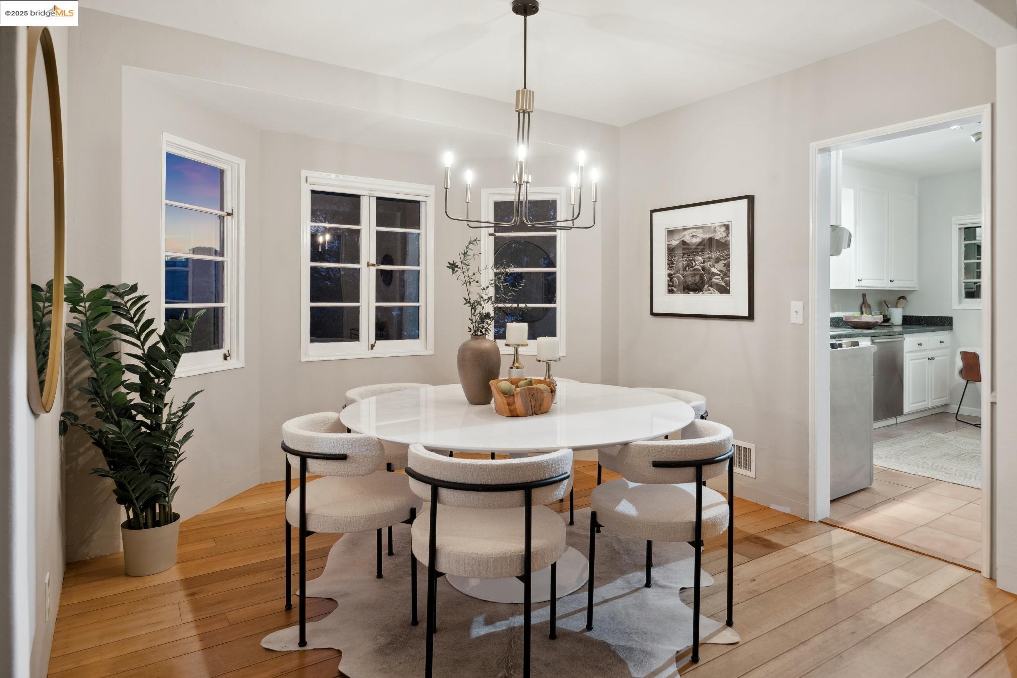 1025 Creston Rd, Berkeley, California 94708, 3 Bedrooms Bedrooms, 7 Rooms Rooms,2 BathroomsBathrooms,Residential,For Sale,1025 Creston Rd,41097973