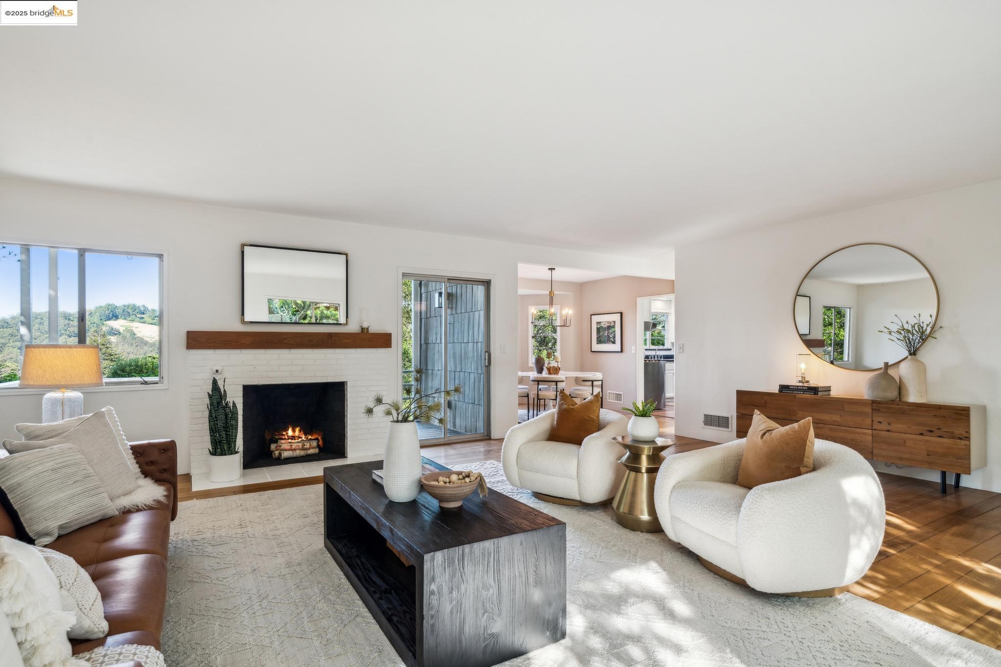 1025 Creston Rd, Berkeley, California 94708, 3 Bedrooms Bedrooms, 7 Rooms Rooms,2 BathroomsBathrooms,Residential,For Sale,1025 Creston Rd,41097973