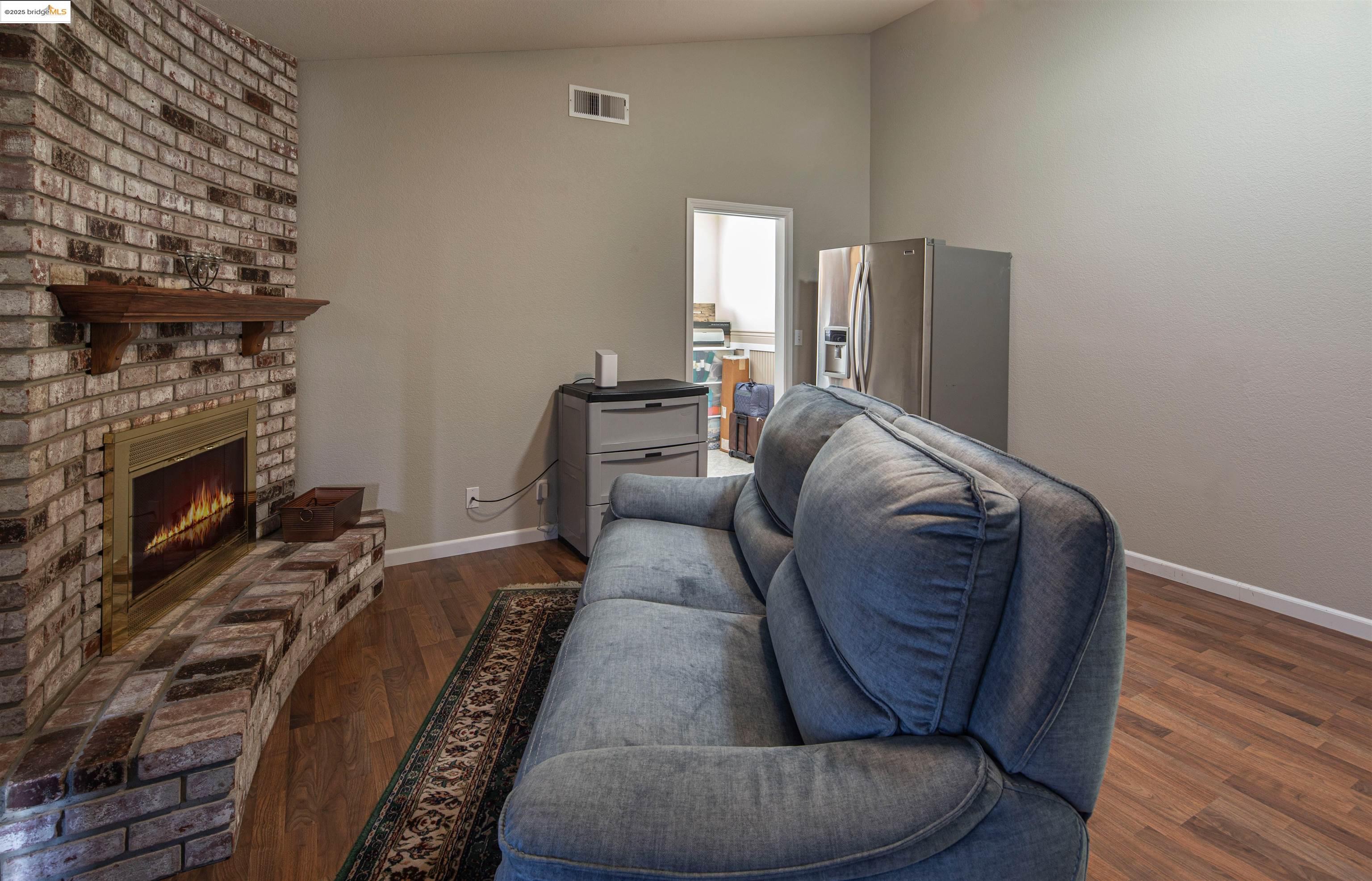 764 Belfast Ct, Galt, California 95632, 3 Bedrooms Bedrooms, 6 Rooms Rooms,2 BathroomsBathrooms,Residential,For Sale,764 Belfast Ct,41097976