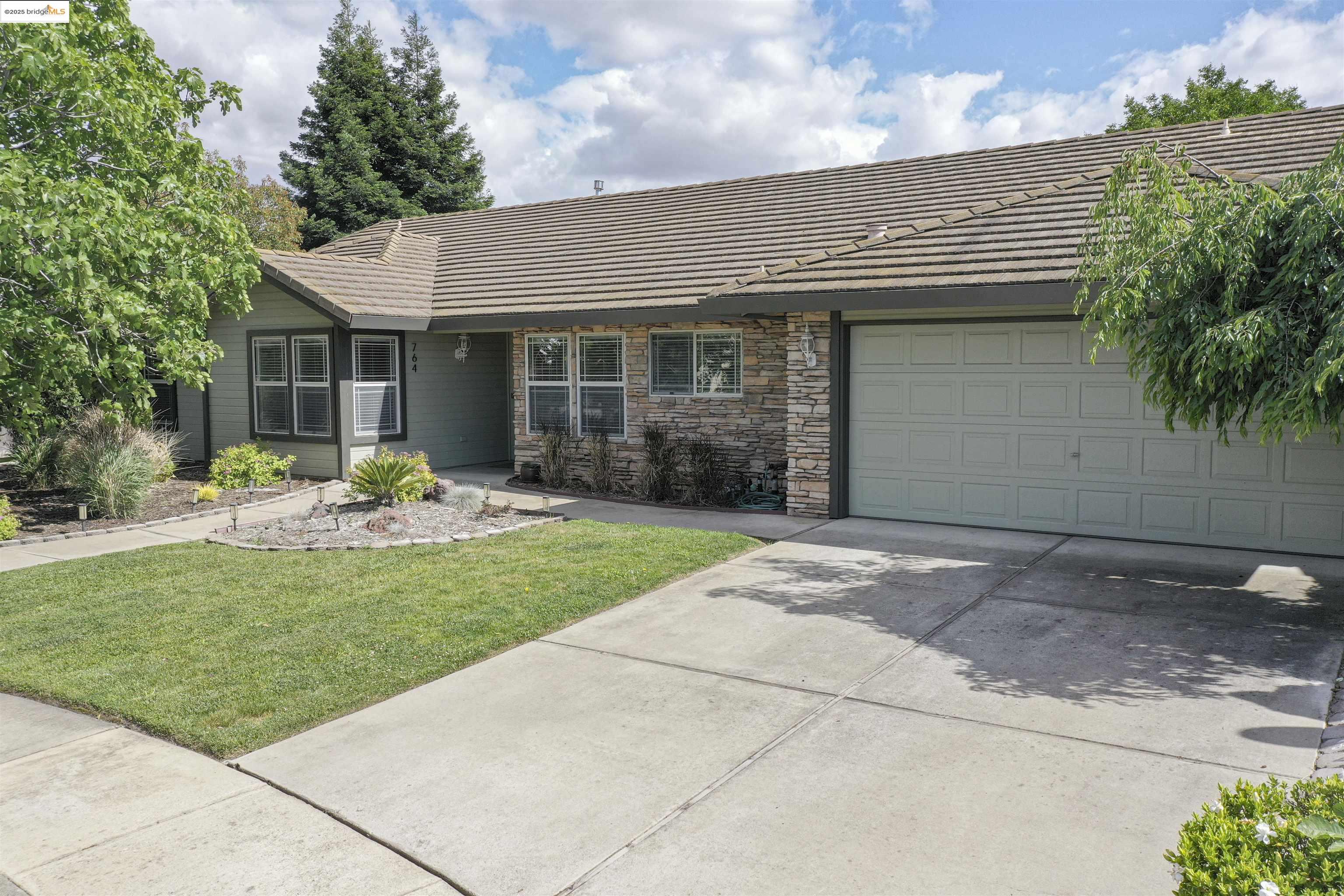 764 Belfast Ct, Galt, California 95632, 3 Bedrooms Bedrooms, 6 Rooms Rooms,2 BathroomsBathrooms,Residential,For Sale,764 Belfast Ct,41097976