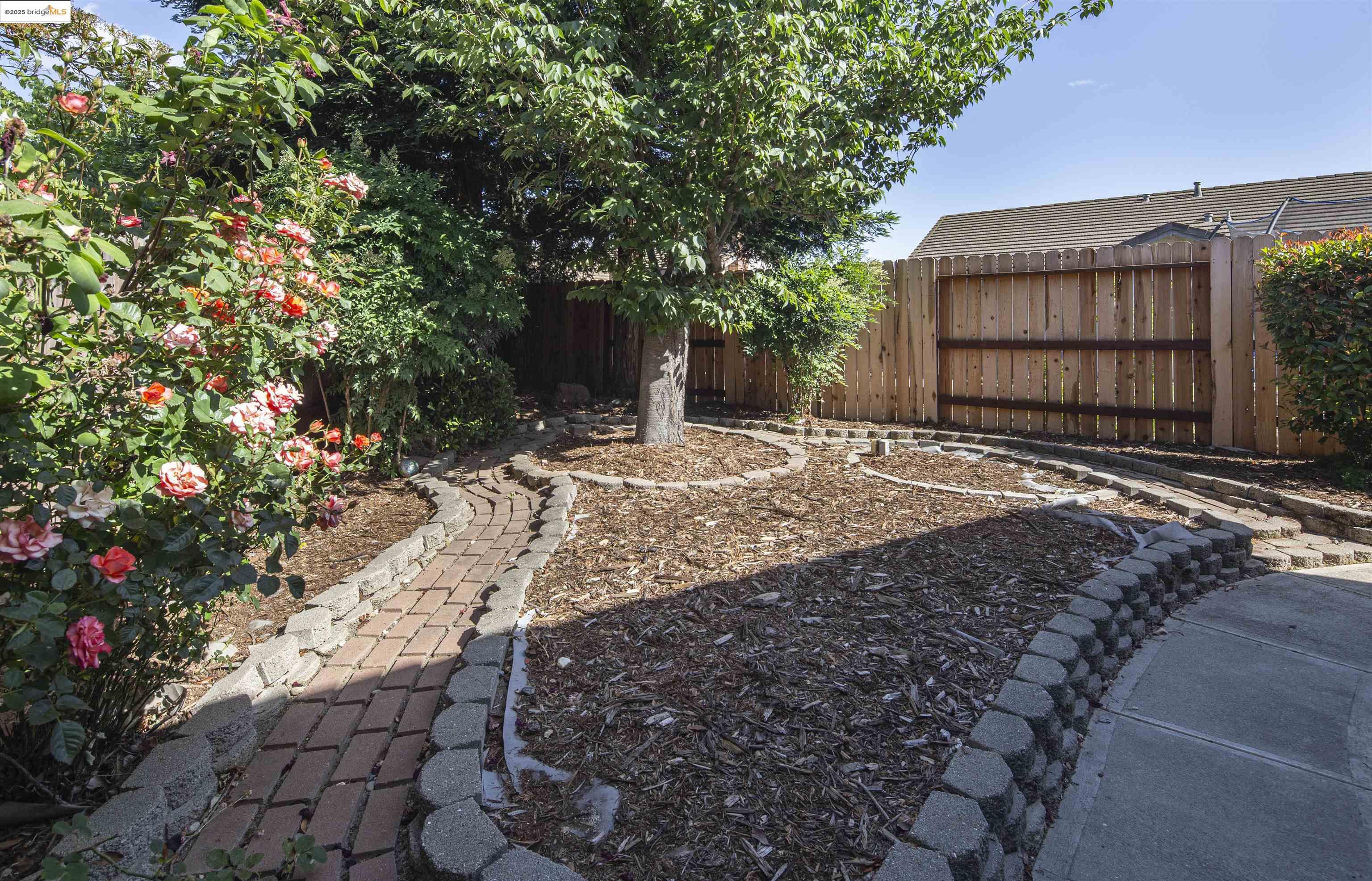 764 Belfast Ct, Galt, California 95632, 3 Bedrooms Bedrooms, 6 Rooms Rooms,2 BathroomsBathrooms,Residential,For Sale,764 Belfast Ct,41097976