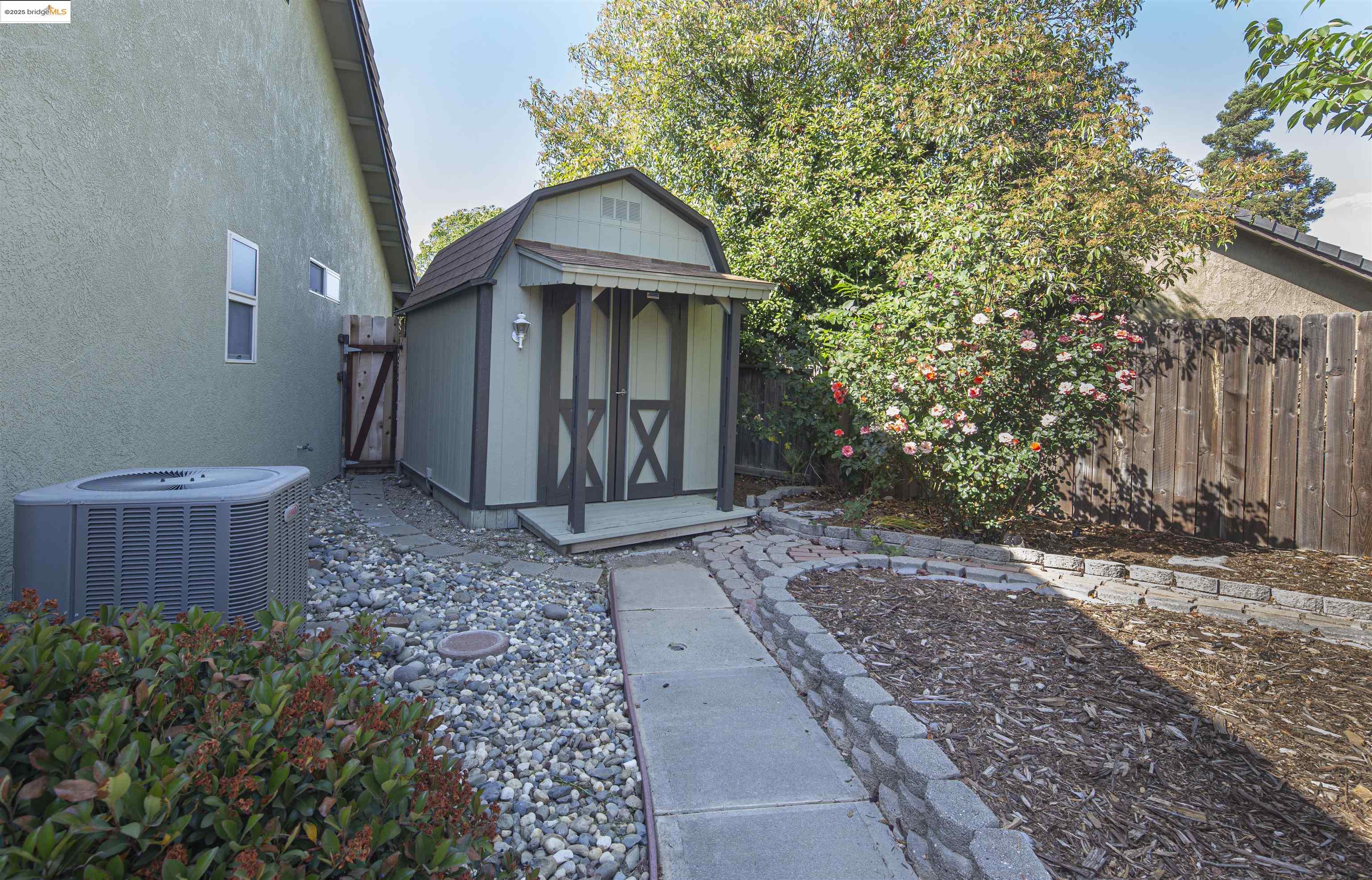764 Belfast Ct, Galt, California 95632, 3 Bedrooms Bedrooms, 6 Rooms Rooms,2 BathroomsBathrooms,Residential,For Sale,764 Belfast Ct,41097976
