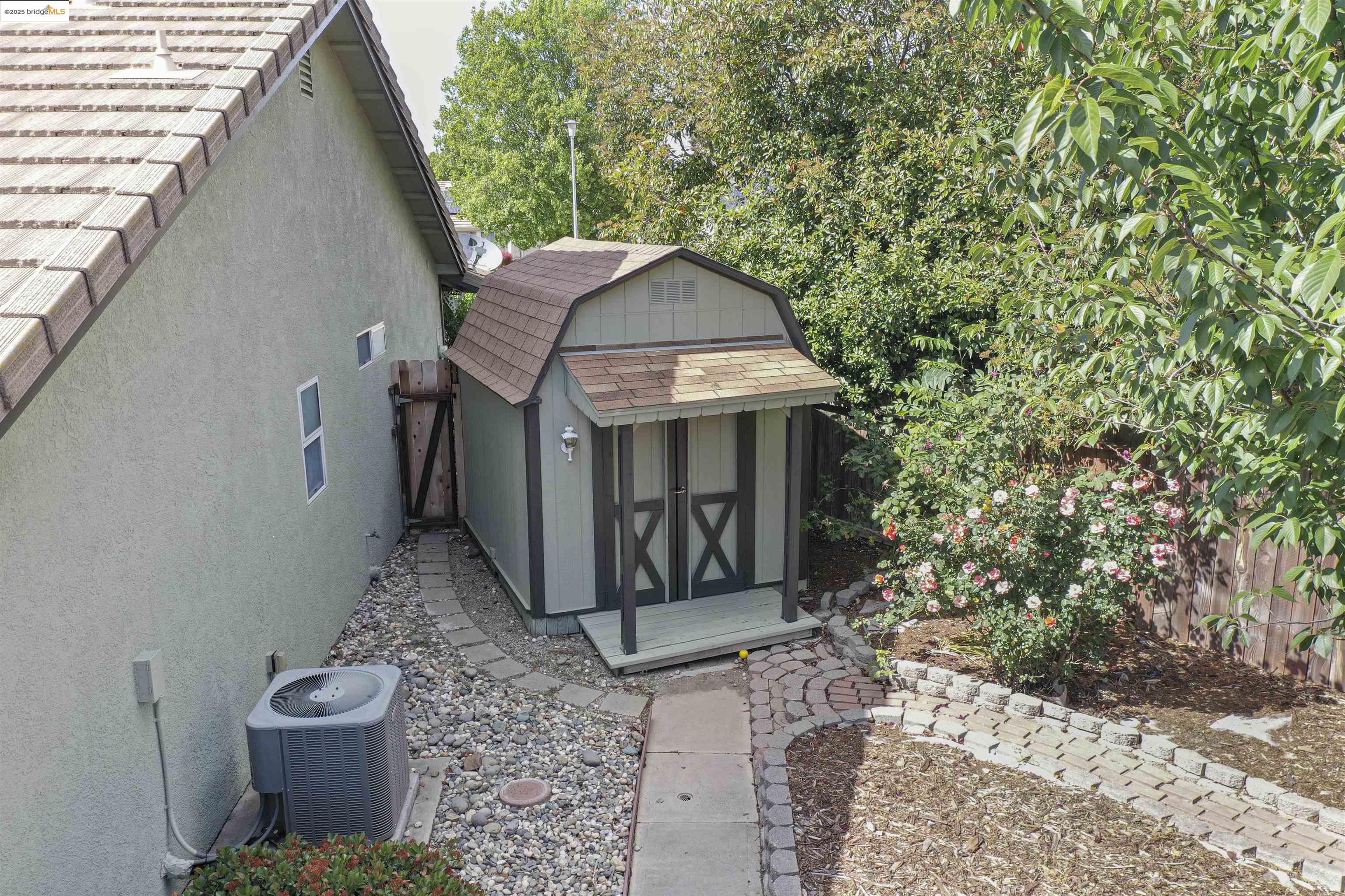 764 Belfast Ct, Galt, California 95632, 3 Bedrooms Bedrooms, 6 Rooms Rooms,2 BathroomsBathrooms,Residential,For Sale,764 Belfast Ct,41097976