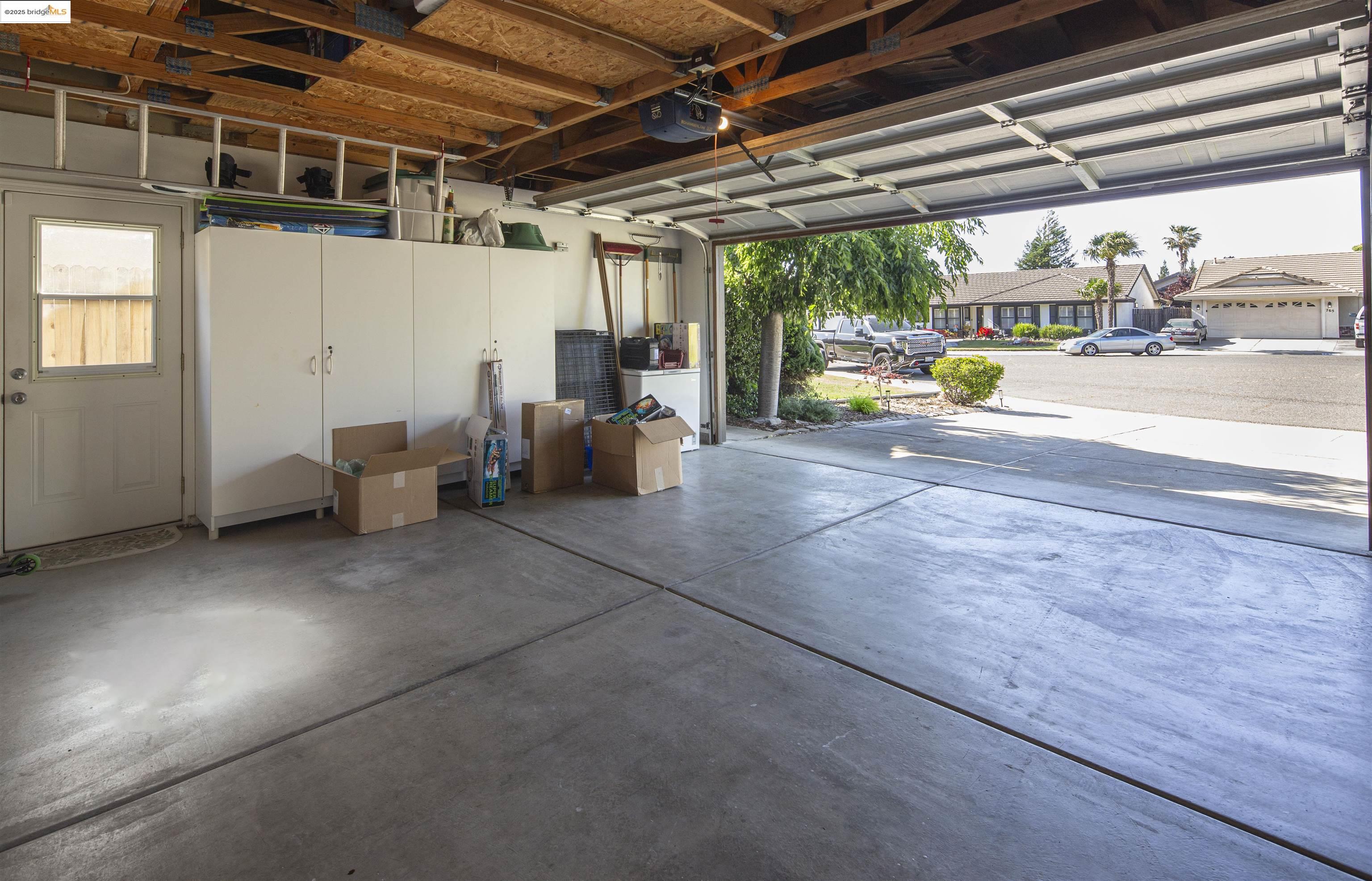 764 Belfast Ct, Galt, California 95632, 3 Bedrooms Bedrooms, 6 Rooms Rooms,2 BathroomsBathrooms,Residential,For Sale,764 Belfast Ct,41097976