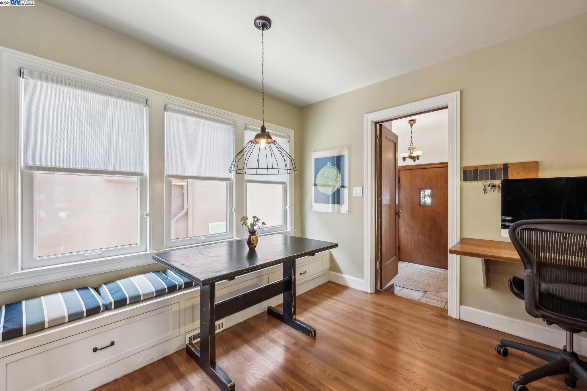 Detail Gallery Image 26 of 56 For 2916 Fillmore St, Alameda,  CA 94501 - 3 Beds | 2 Baths