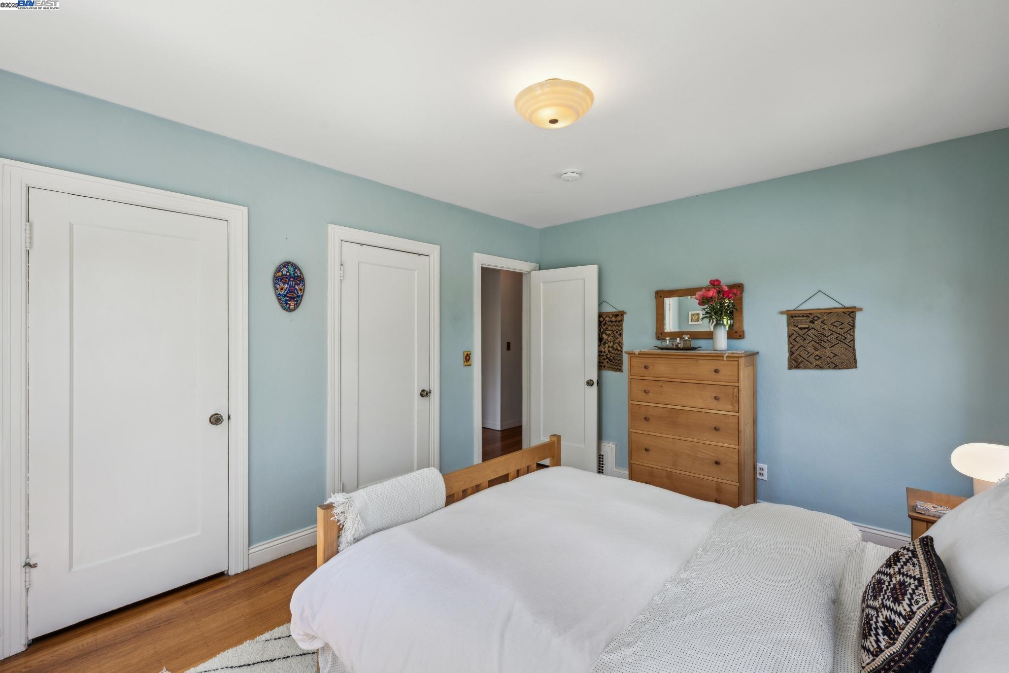 Detail Gallery Image 30 of 56 For 2916 Fillmore St, Alameda,  CA 94501 - 3 Beds | 2 Baths