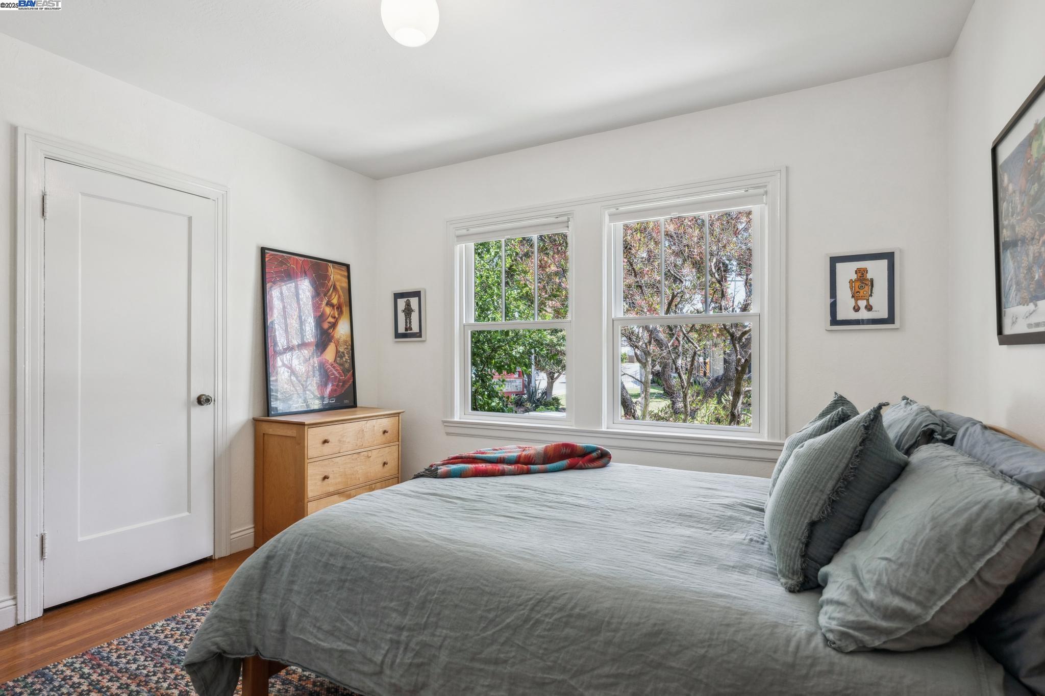 Detail Gallery Image 33 of 56 For 2916 Fillmore St, Alameda,  CA 94501 - 3 Beds | 2 Baths