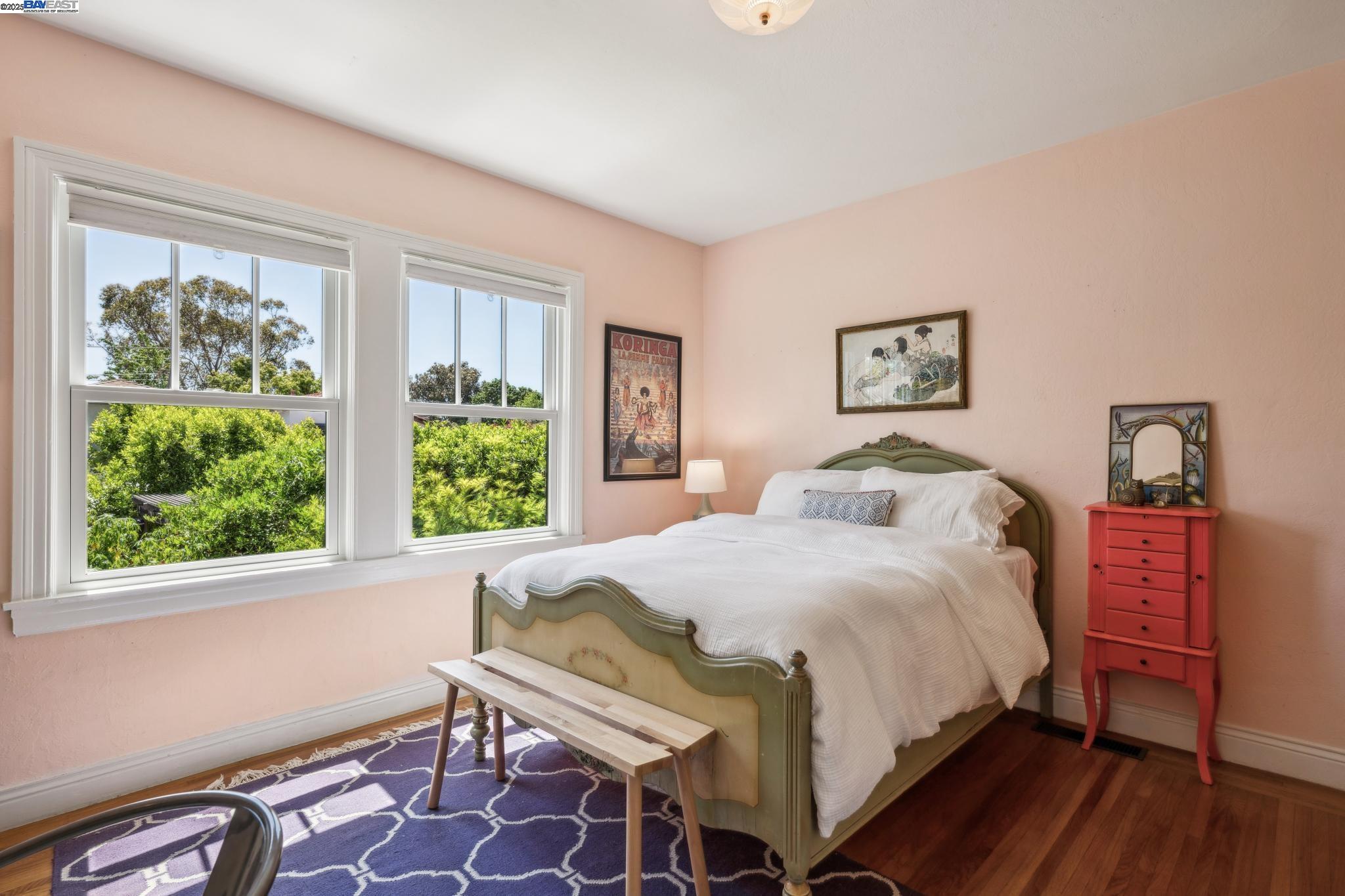 Detail Gallery Image 35 of 56 For 2916 Fillmore St, Alameda,  CA 94501 - 3 Beds | 2 Baths