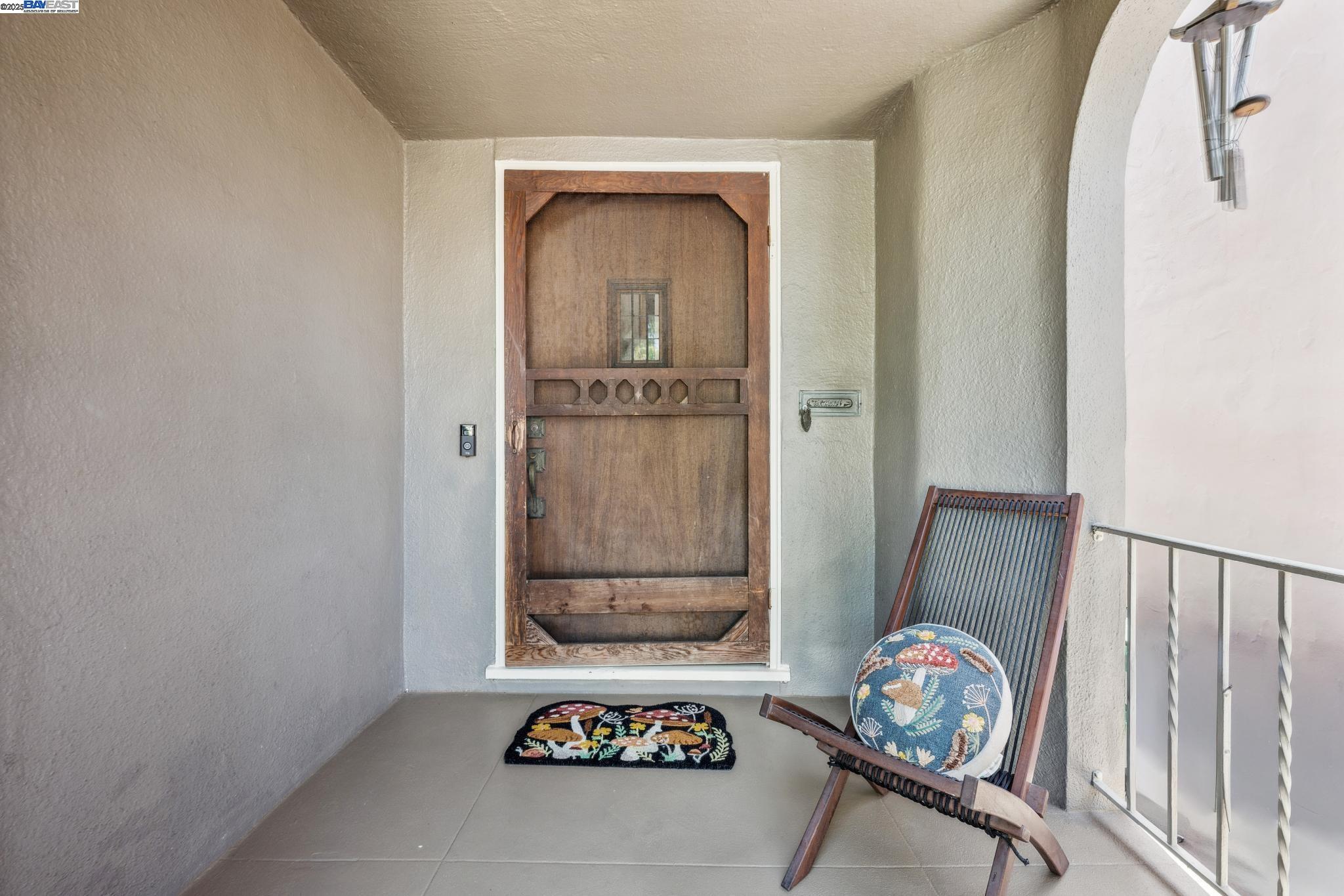 Detail Gallery Image 5 of 56 For 2916 Fillmore St, Alameda,  CA 94501 - 3 Beds | 2 Baths