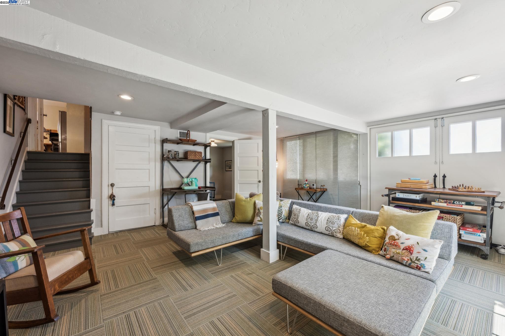 Detail Gallery Image 42 of 56 For 2916 Fillmore St, Alameda,  CA 94501 - 3 Beds | 2 Baths